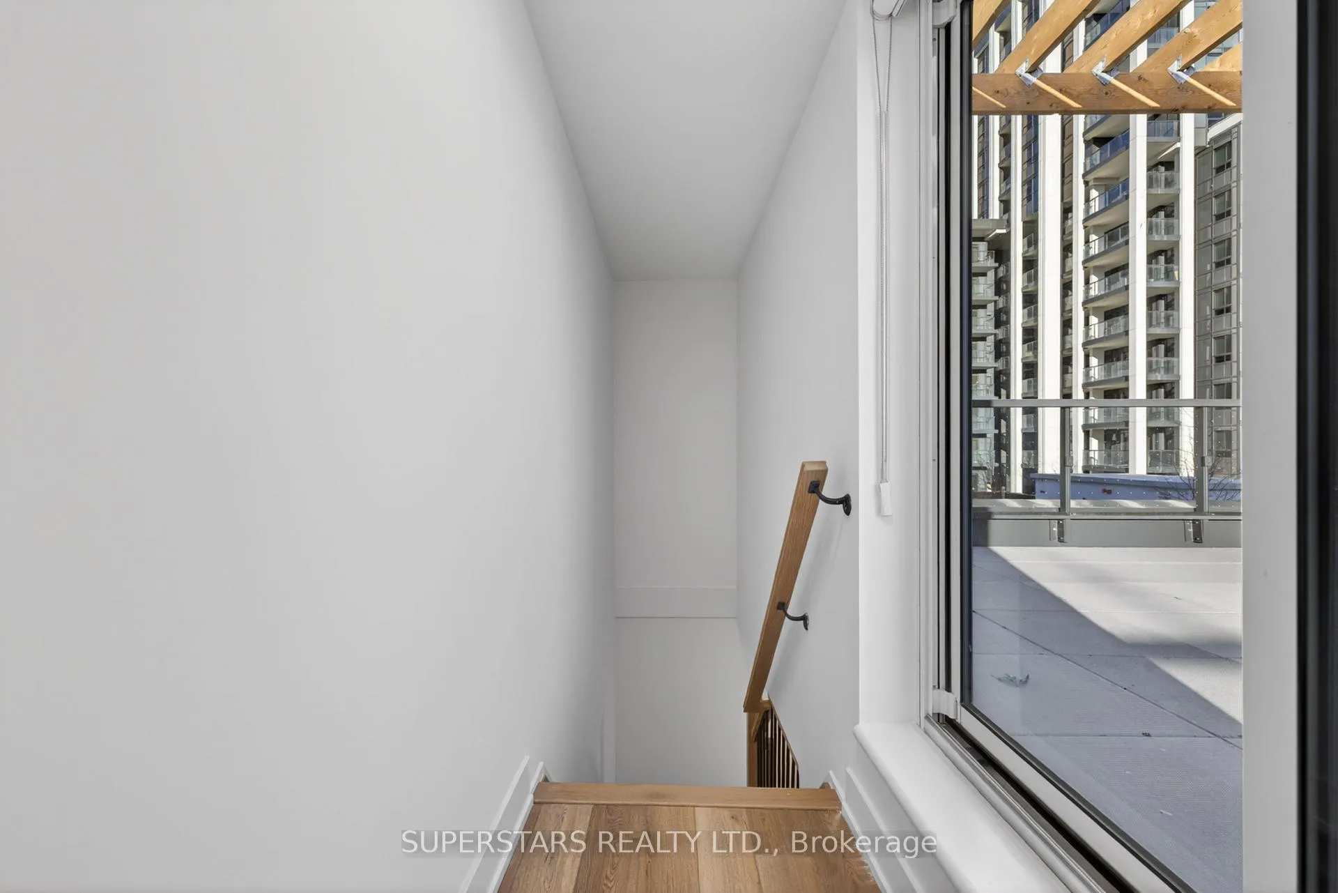 Photo 46 of Unit W118, 8 Cedarland Drive, Markham, Unionville — HOMEH