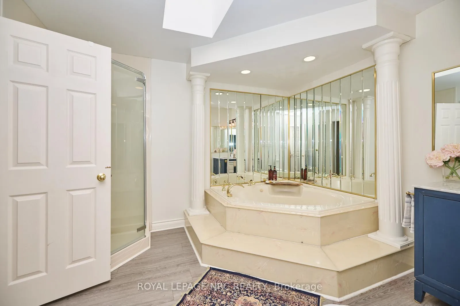 Photo 20 of 12 Brigantine Court, St. Catharines, Port Weller — HOMEH