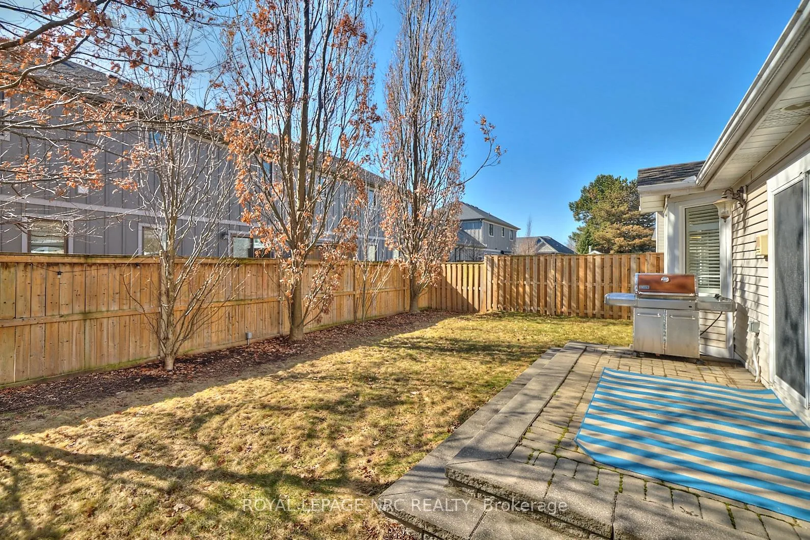 Photo 45 of 12 Brigantine Court, St. Catharines, Port Weller — HOMEH