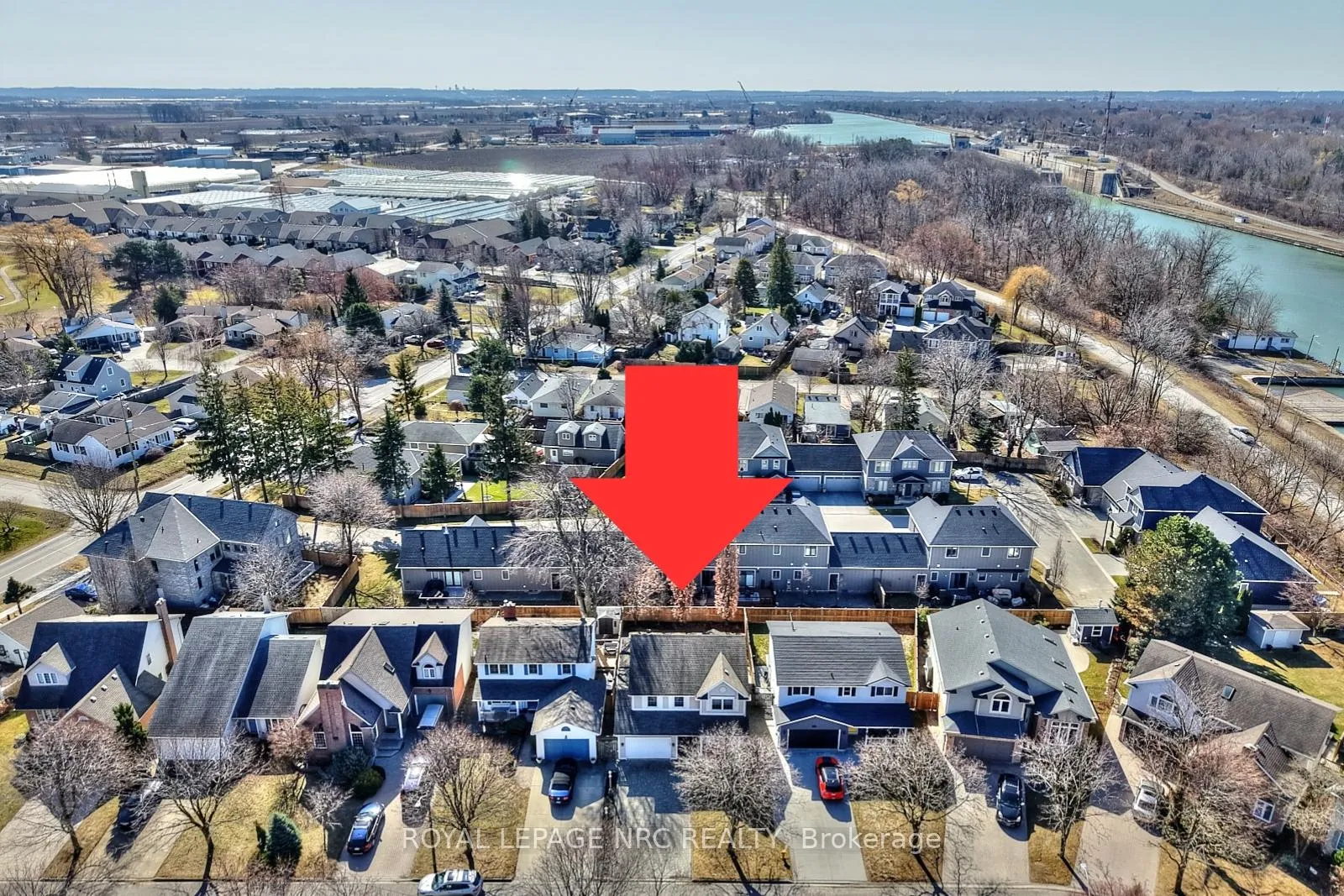 Photo 31 of 12 Brigantine Court, St. Catharines, Port Weller — HOMEH