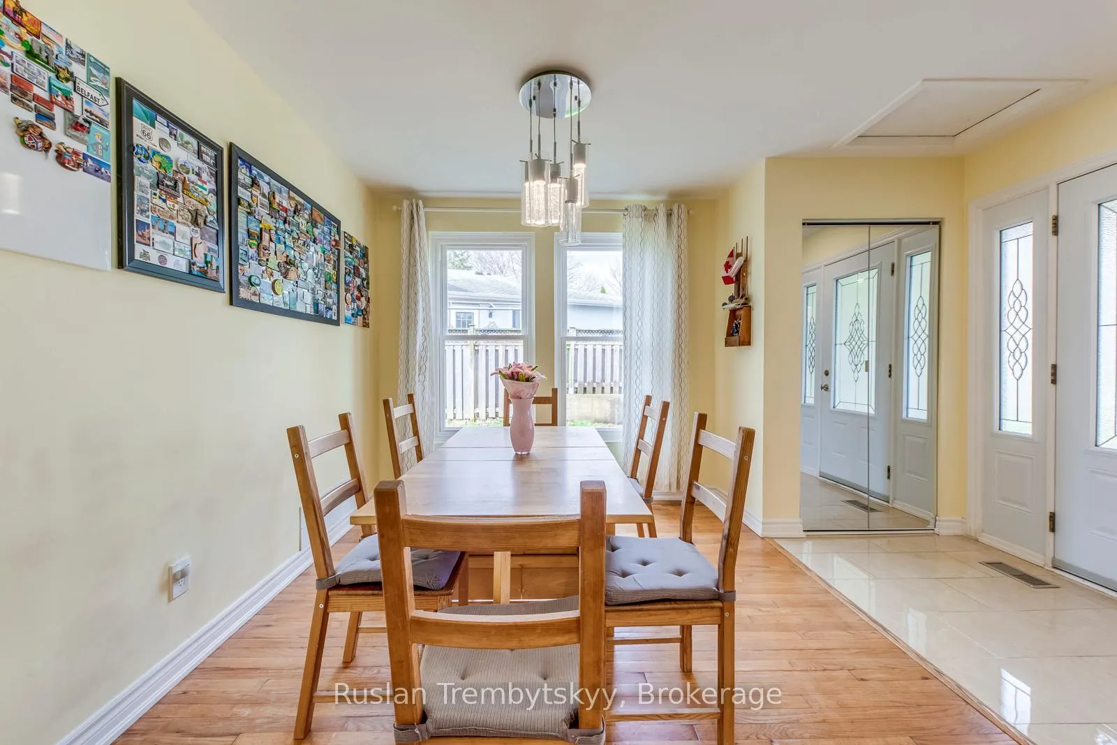 Photo 6 of 2240 Manchester Drive, Burlington, Brant Hills — HOMEH
