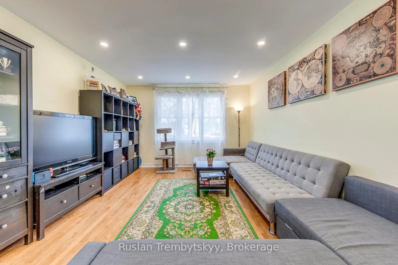 Photo 17 of 2240 Manchester Drive, Burlington, Brant Hills — HOMEH