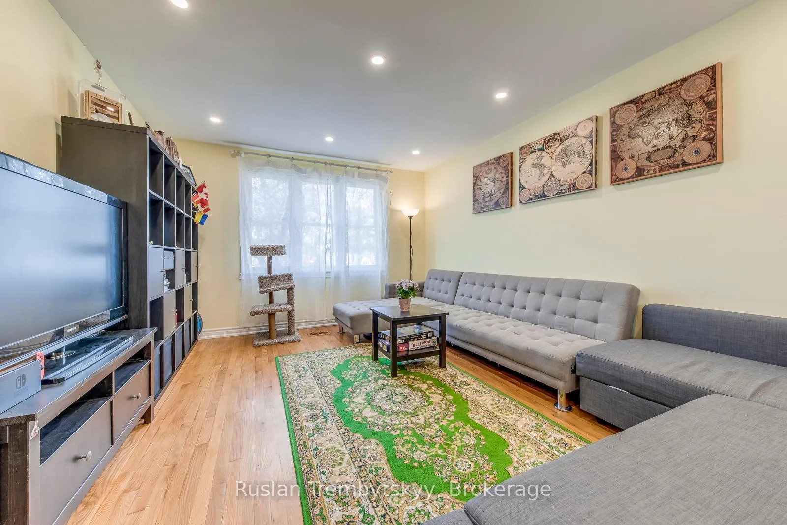 Photo 18 of 2240 Manchester Drive, Burlington, Brant Hills — HOMEH