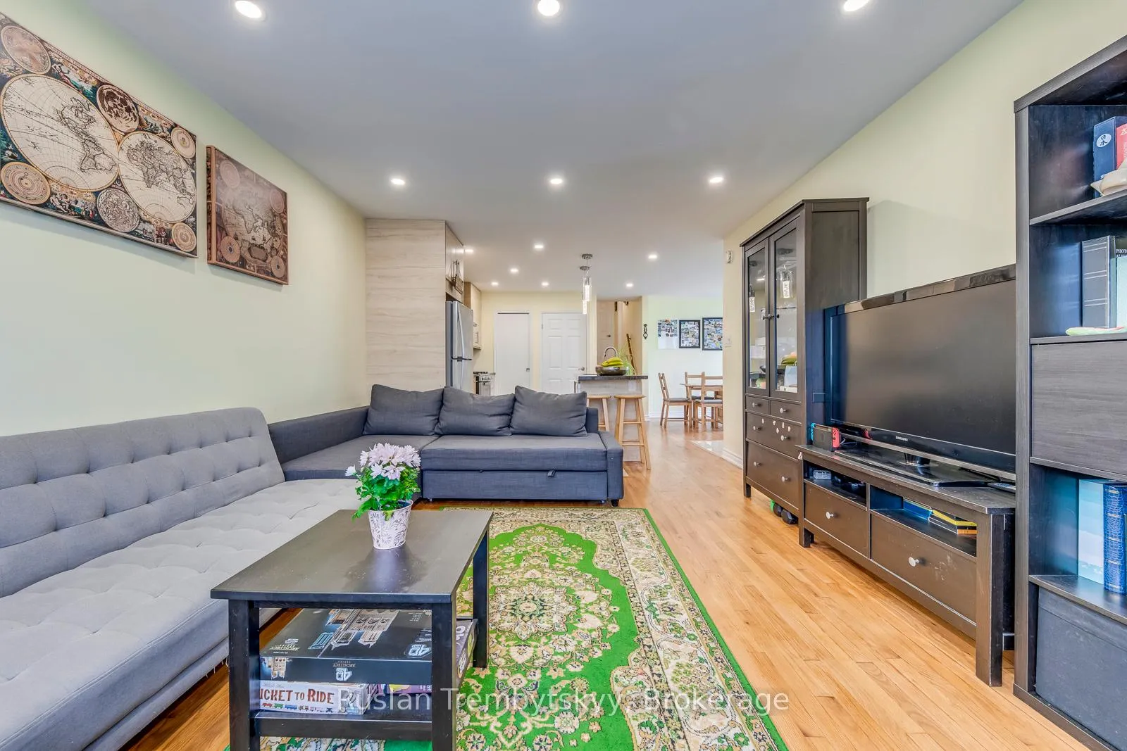 Photo 20 of 2240 Manchester Drive, Burlington, Brant Hills — HOMEH