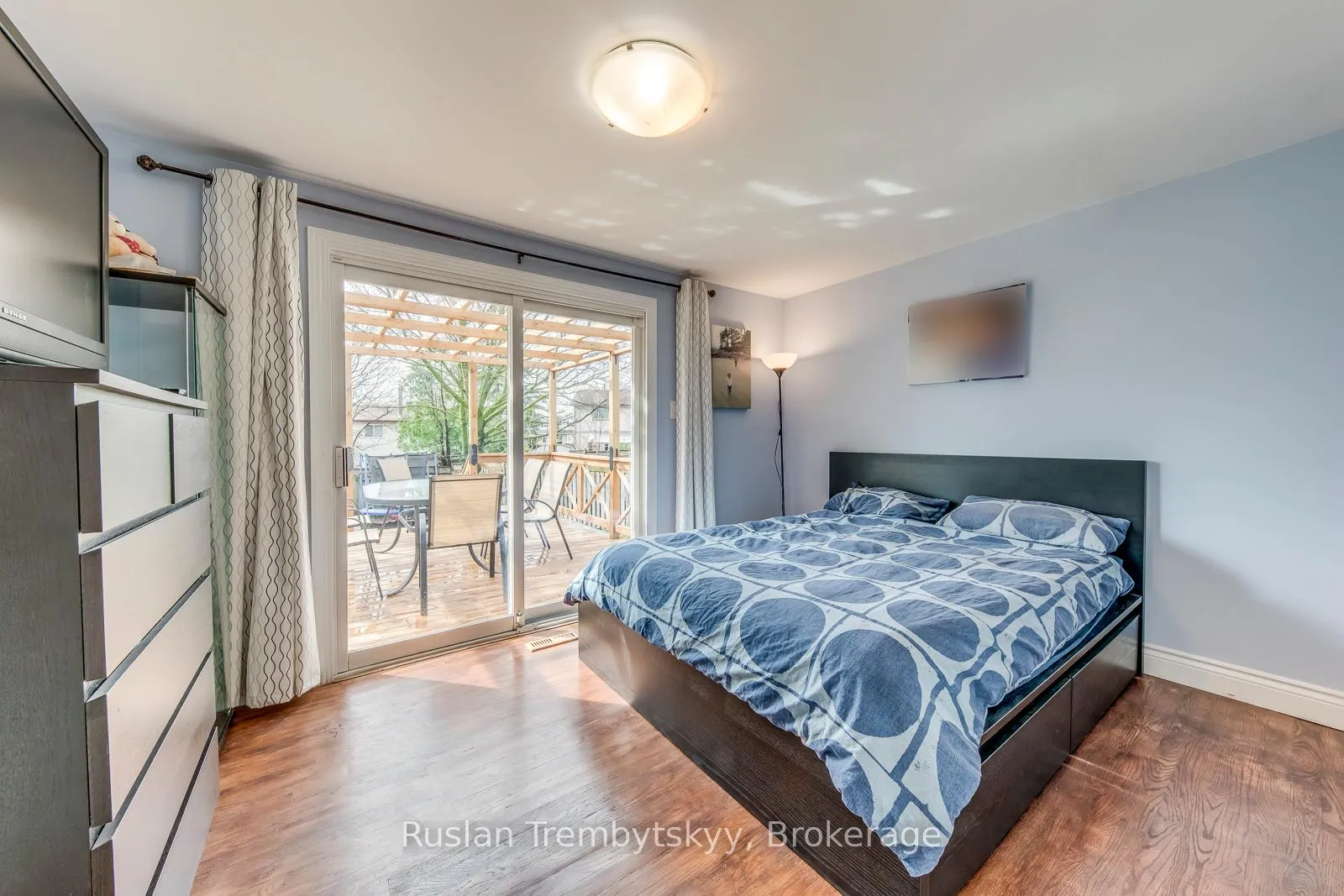 Photo 22 of 2240 Manchester Drive, Burlington, Brant Hills — HOMEH