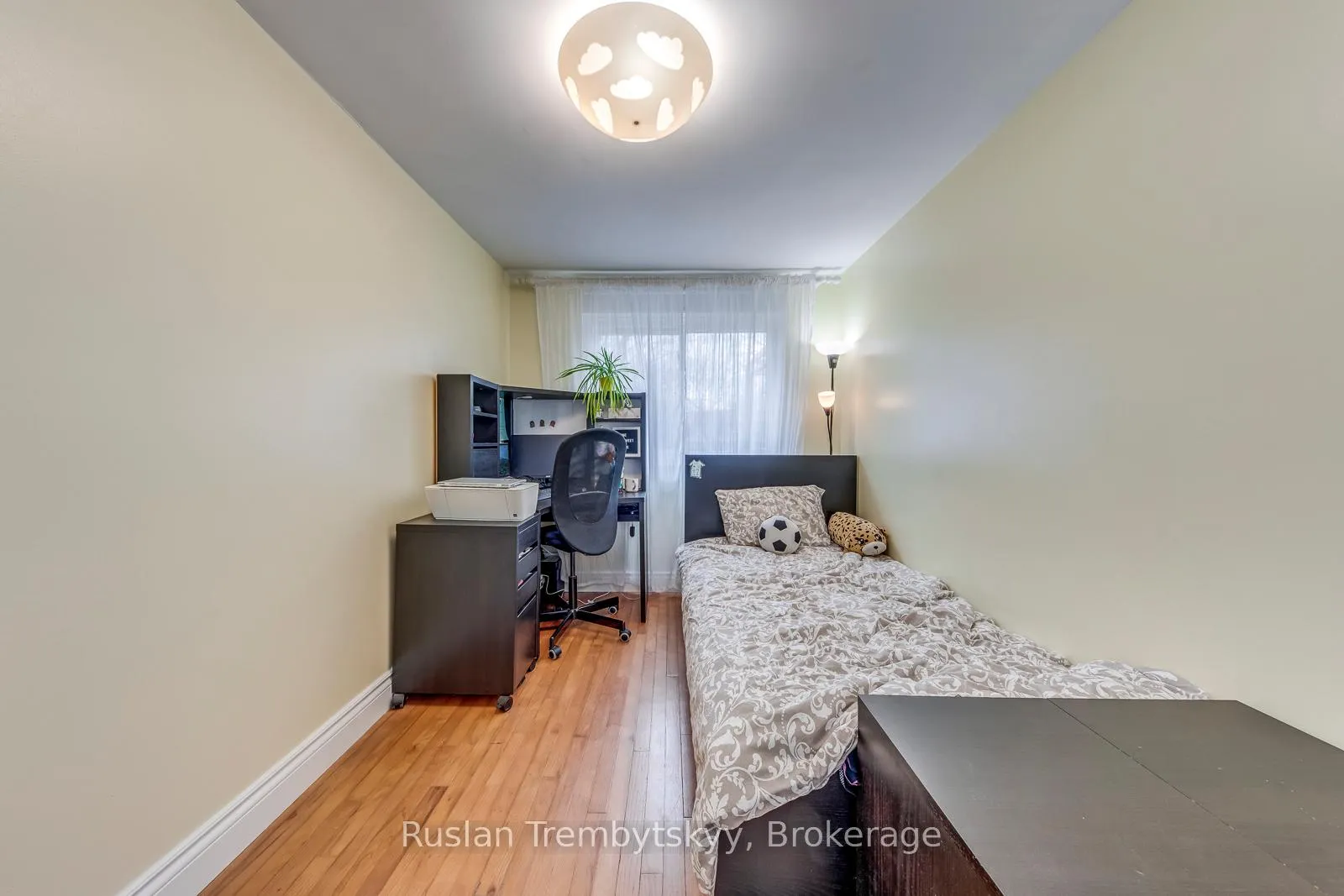 Photo 26 of 2240 Manchester Drive, Burlington, Brant Hills — HOMEH