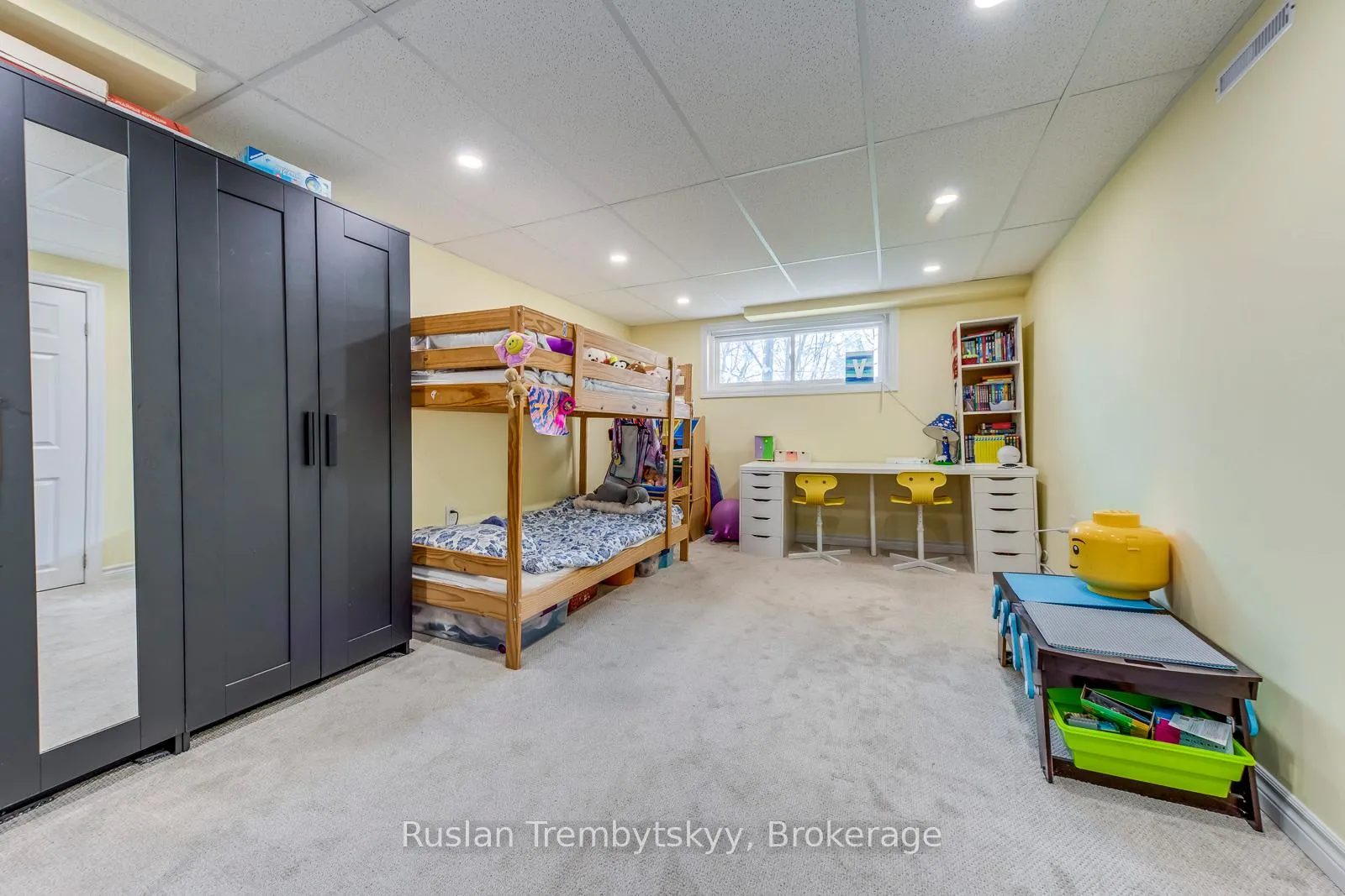 Photo 30 of 2240 Manchester Drive, Burlington, Brant Hills — HOMEH