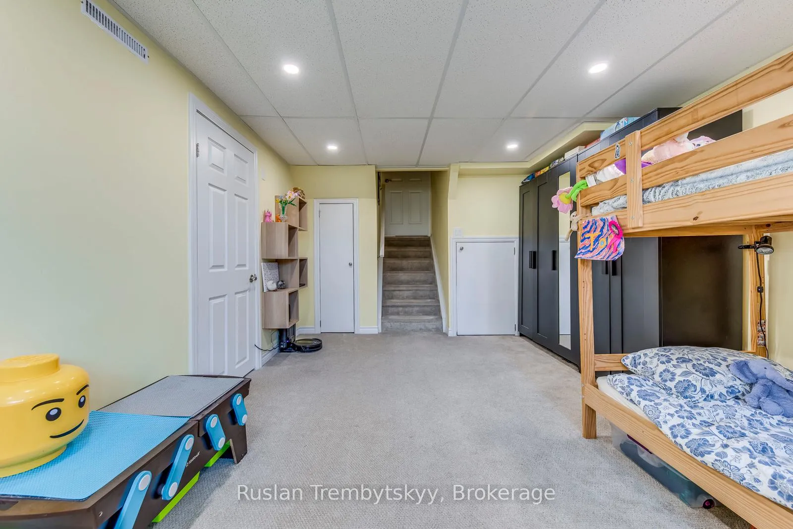 Photo 31 of 2240 Manchester Drive, Burlington, Brant Hills — HOMEH