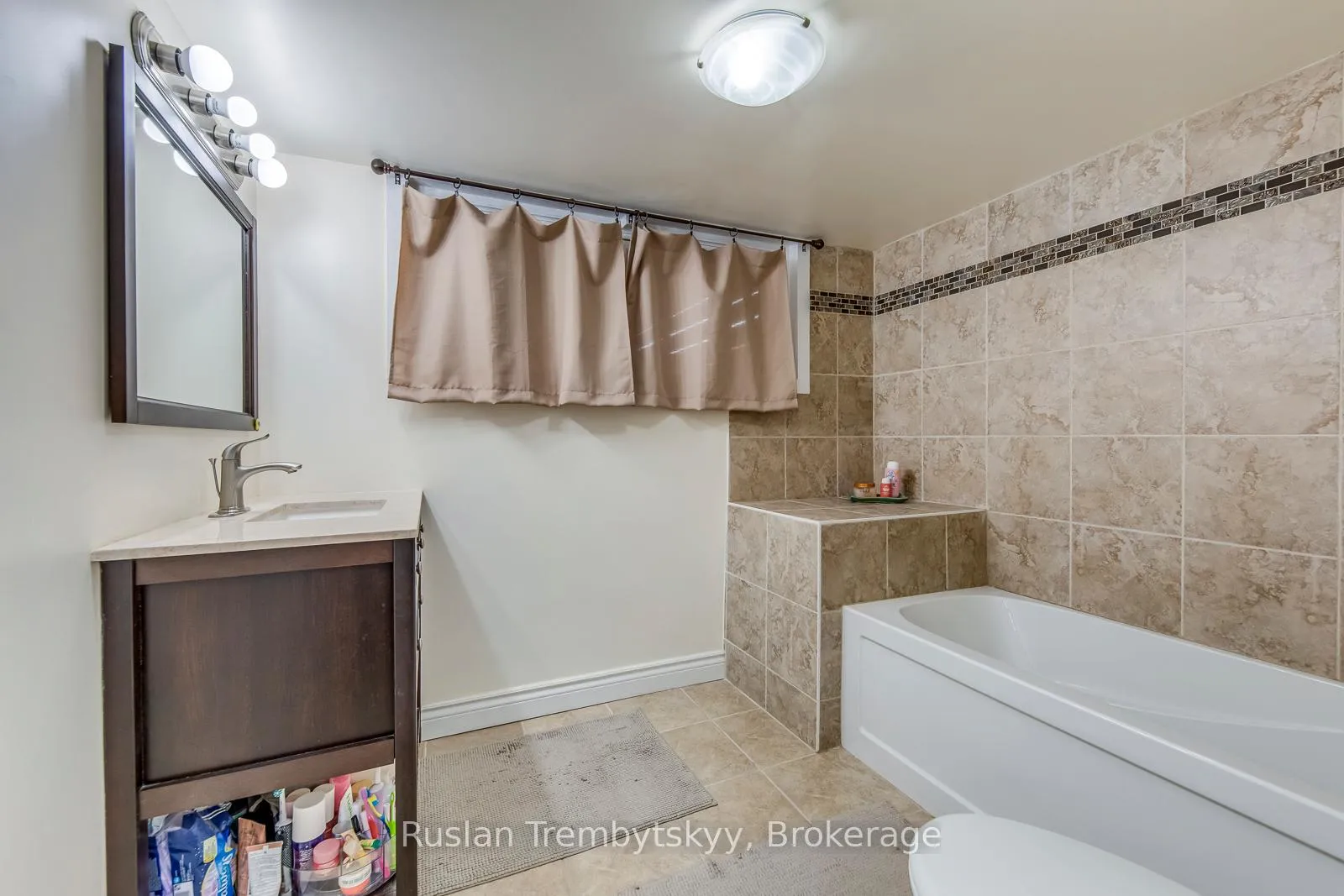 Photo 33 of 2240 Manchester Drive, Burlington, Brant Hills — HOMEH