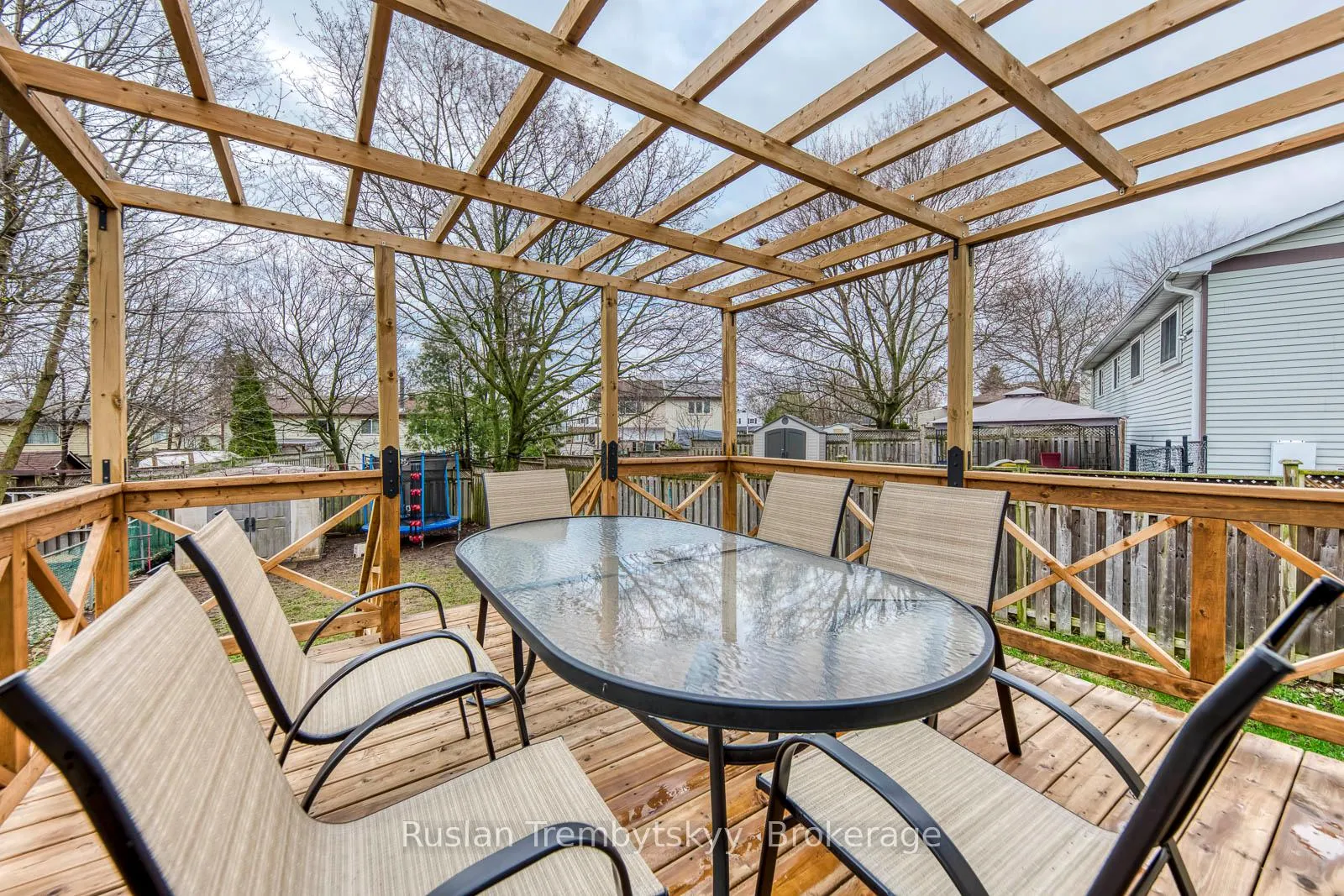 Photo 39 of 2240 Manchester Drive, Burlington, Brant Hills — HOMEH