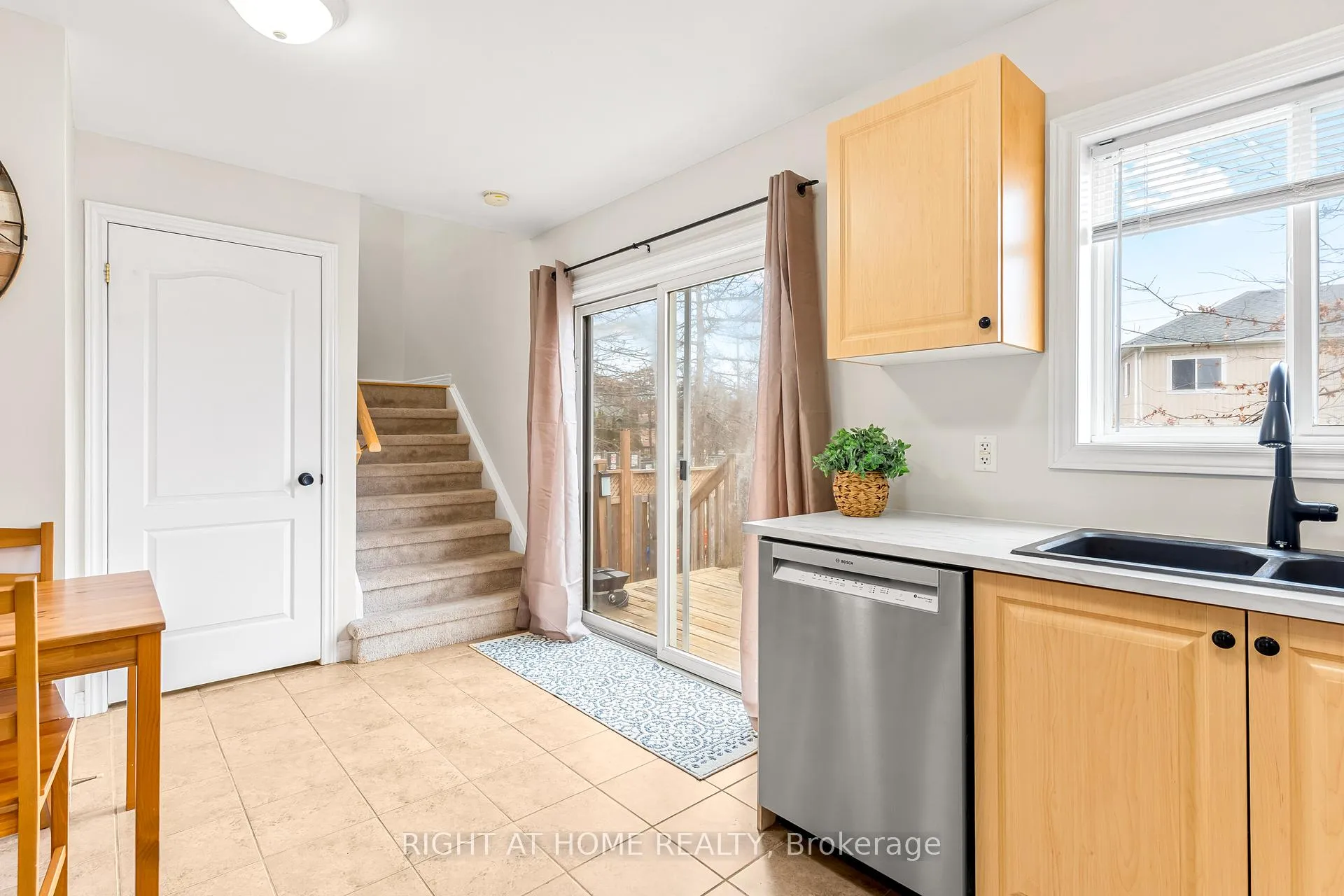 Photo 10 of Unit 113, 800 West Ridge Boulevard, Orillia — HOMEH