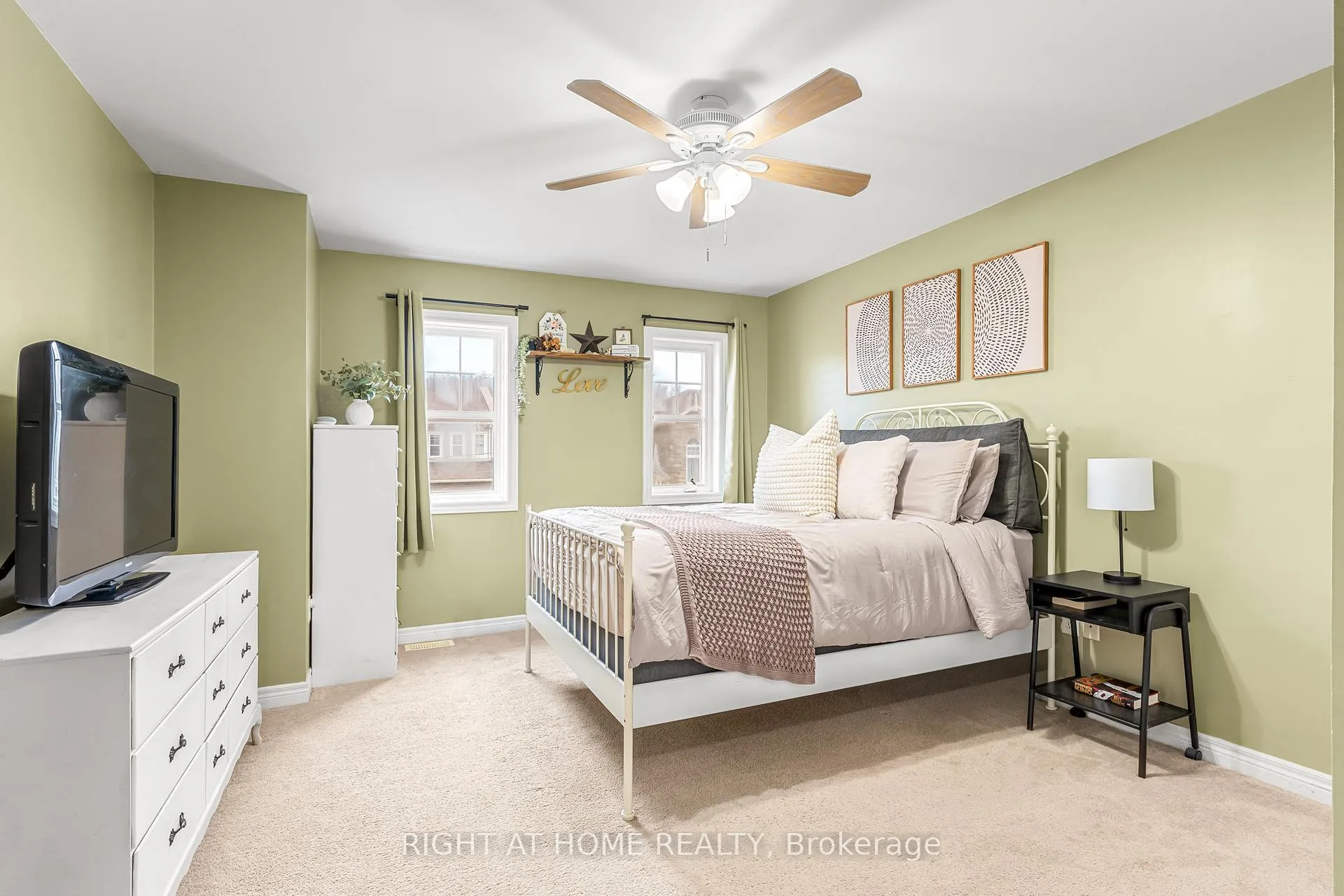 Photo 11 of Unit 113, 800 West Ridge Boulevard, Orillia — HOMEH