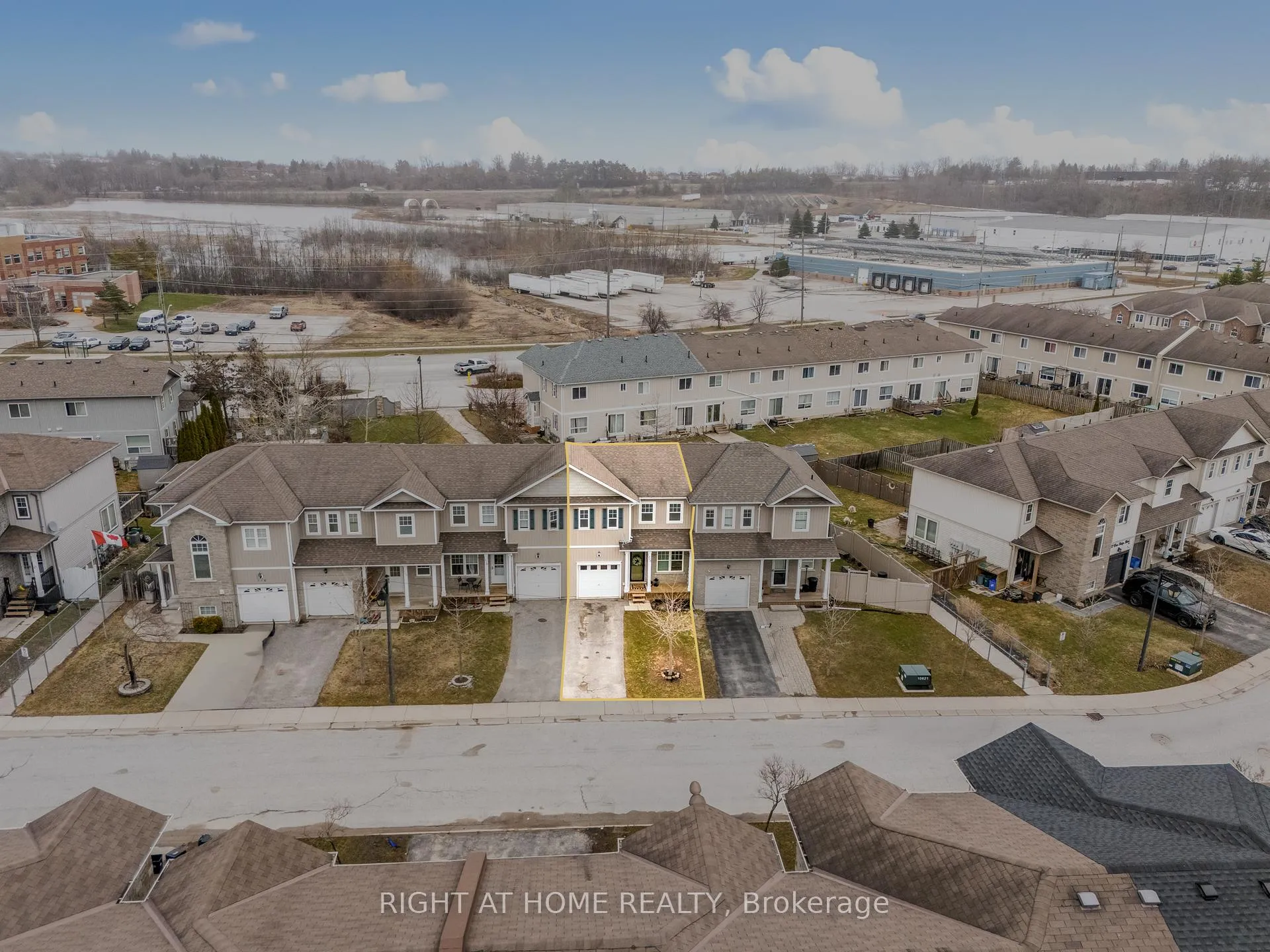 Photo 24 of Unit 113, 800 West Ridge Boulevard, Orillia — HOMEH