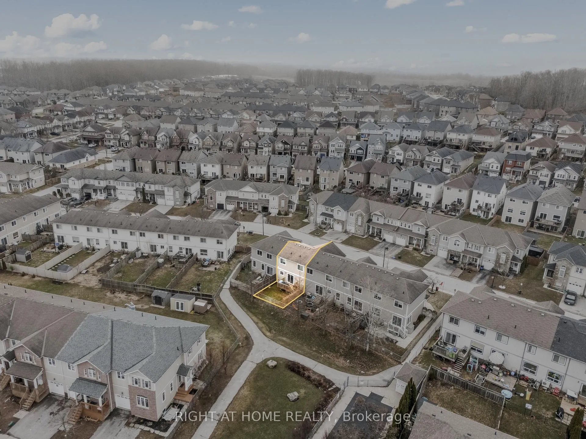 Photo 25 of Unit 113, 800 West Ridge Boulevard, Orillia — HOMEH