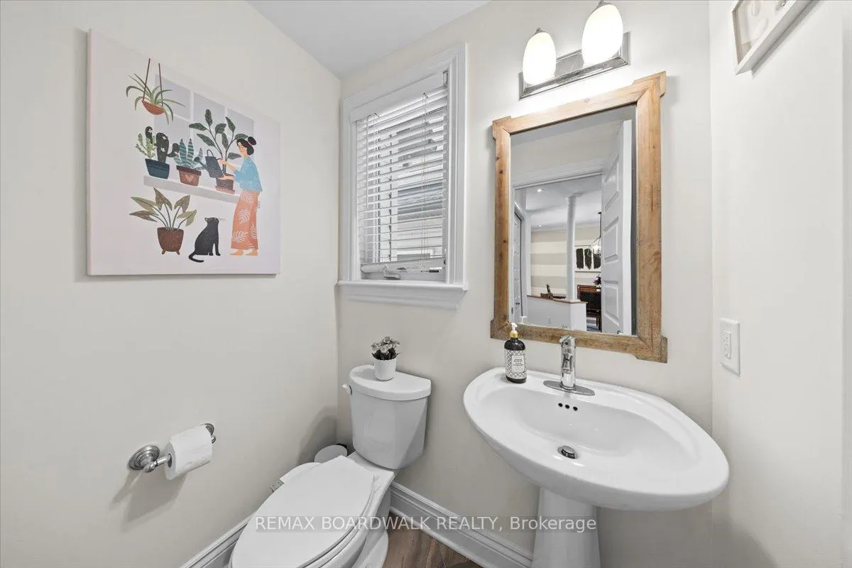 Photo 4 of 330 Bobolink Ridge, Ottawa, Kanata - Emerald Meadows/Trailwest — HOMEH