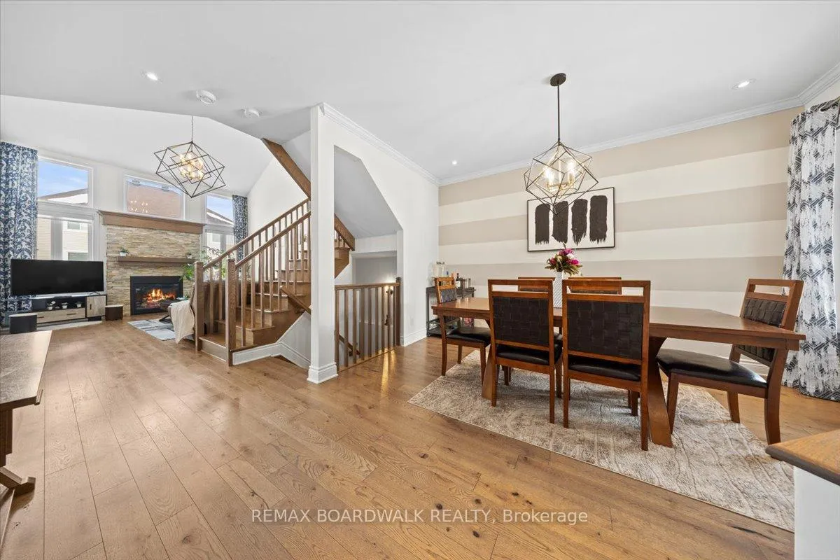Photo 8 of 330 Bobolink Ridge, Ottawa, Kanata - Emerald Meadows/Trailwest — HOMEH