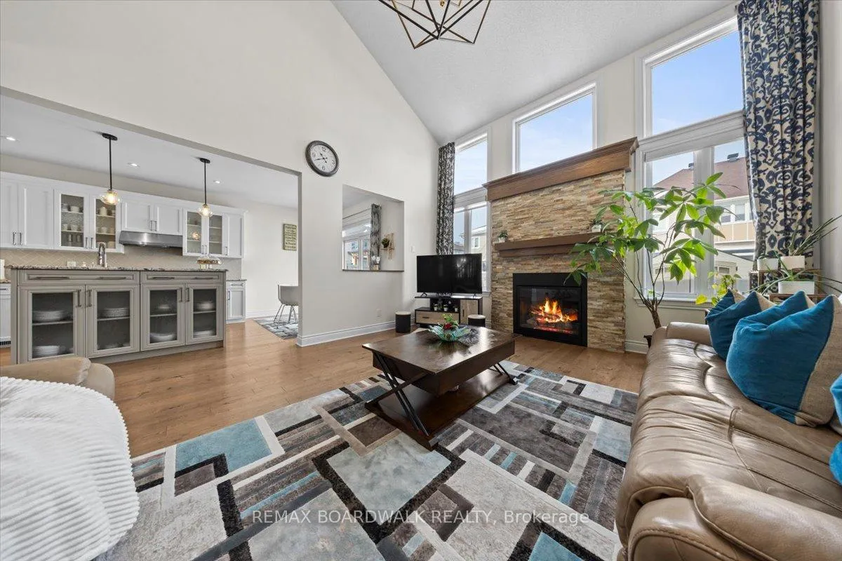 Photo 13 of 330 Bobolink Ridge, Ottawa, Kanata - Emerald Meadows/Trailwest — HOMEH