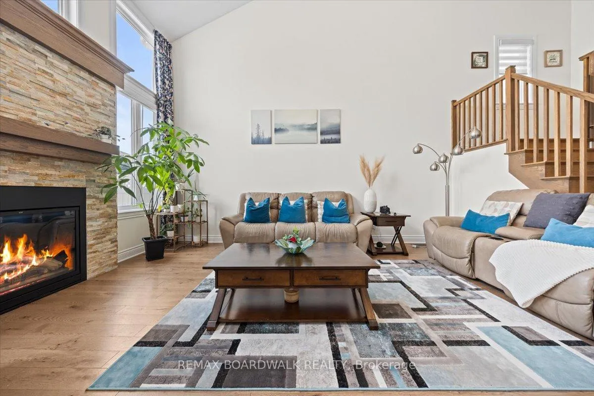 Photo 14 of 330 Bobolink Ridge, Ottawa, Kanata - Emerald Meadows/Trailwest — HOMEH