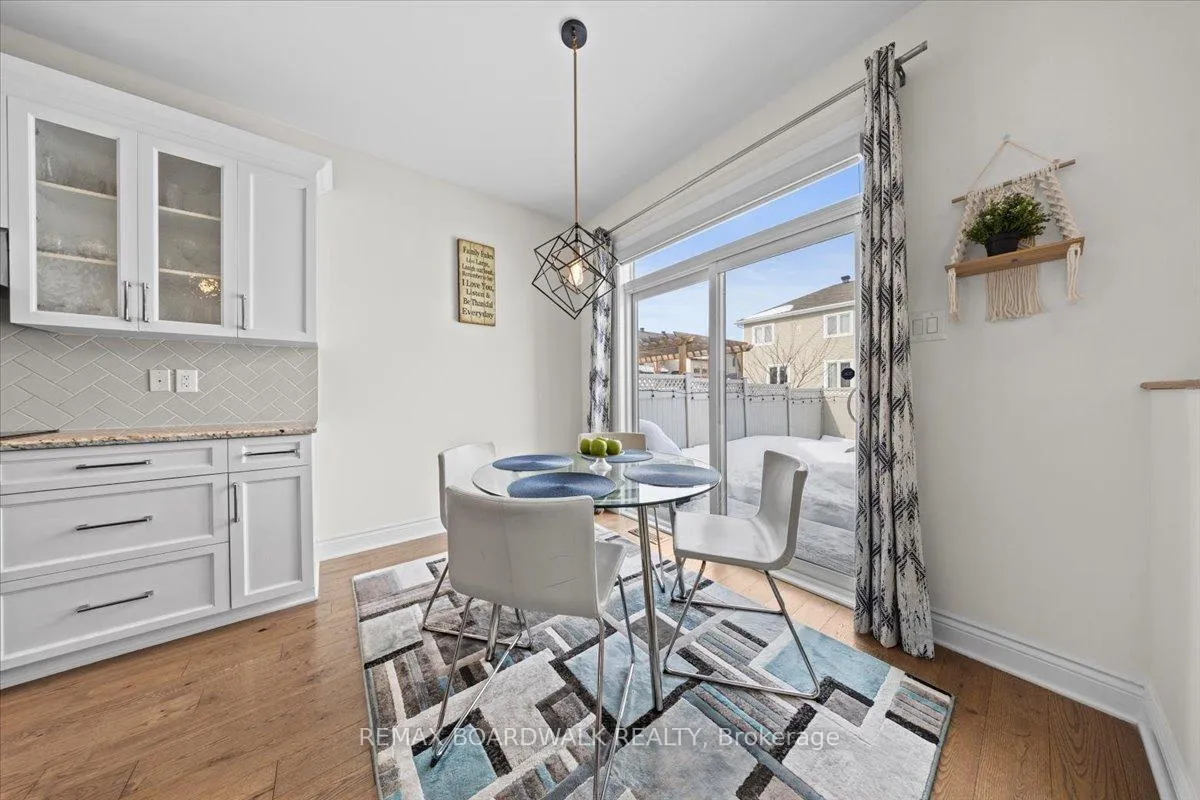 Photo 22 of 330 Bobolink Ridge, Ottawa, Kanata - Emerald Meadows/Trailwest — HOMEH
