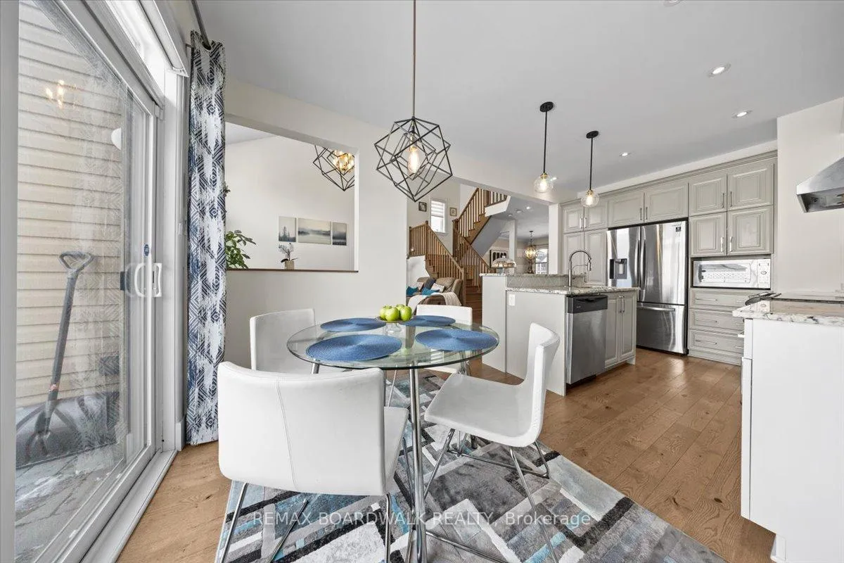 Photo 23 of 330 Bobolink Ridge, Ottawa, Kanata - Emerald Meadows/Trailwest — HOMEH