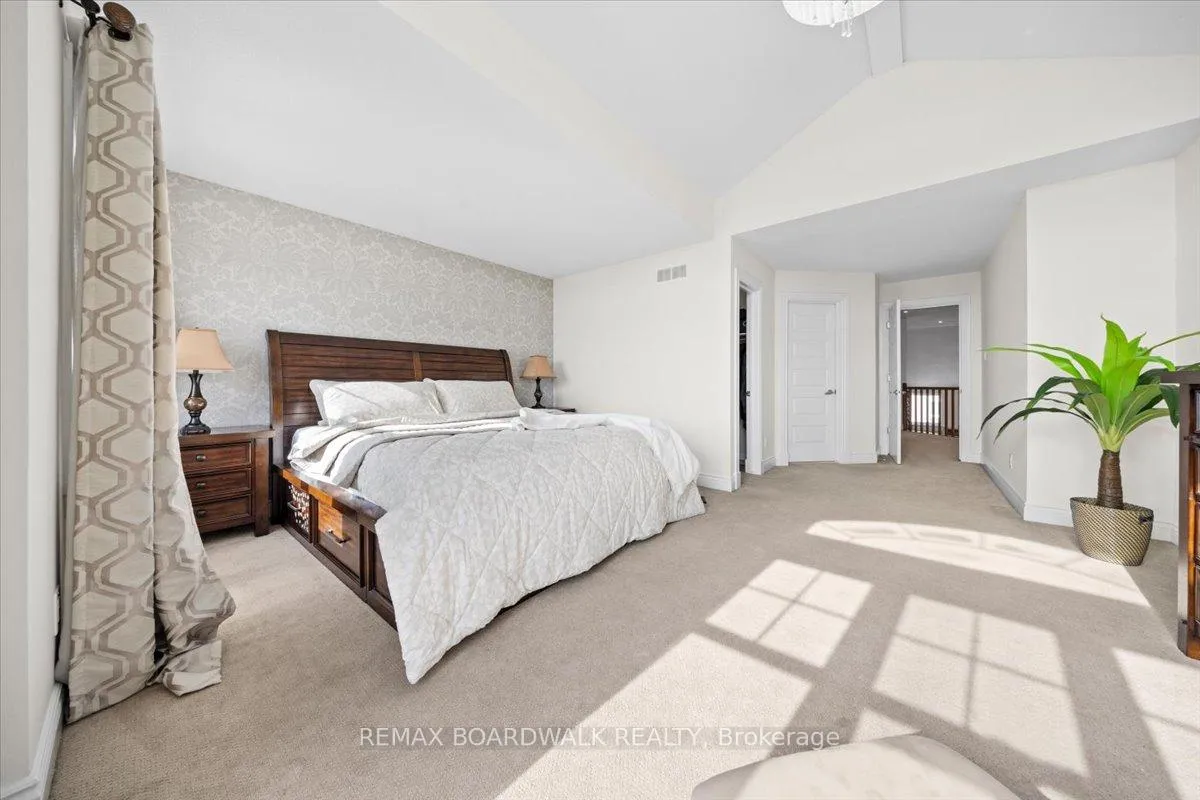 Photo 28 of 330 Bobolink Ridge, Ottawa, Kanata - Emerald Meadows/Trailwest — HOMEH