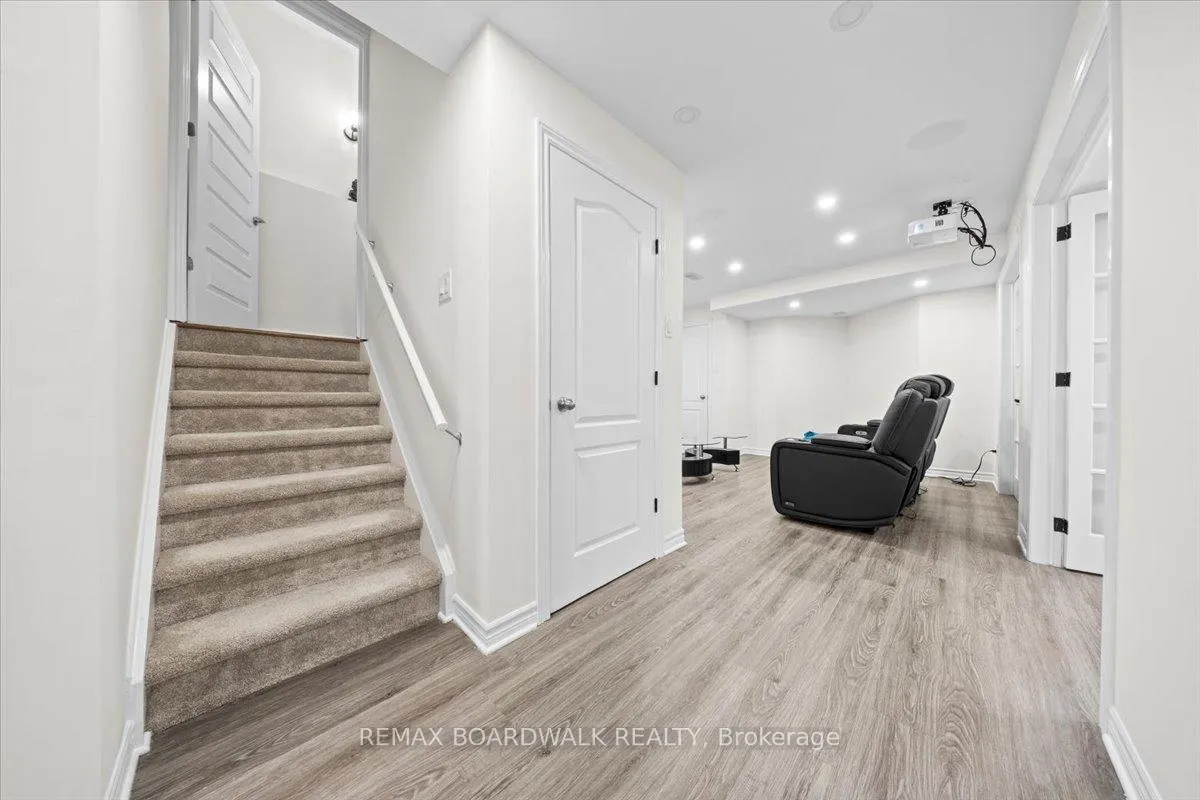 Photo 35 of 330 Bobolink Ridge, Ottawa, Kanata - Emerald Meadows/Trailwest — HOMEH