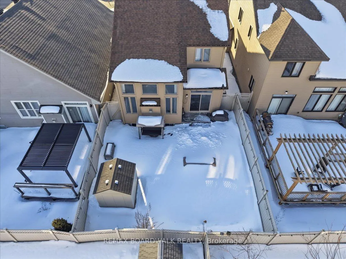 Photo 46 of 330 Bobolink Ridge, Ottawa, Kanata - Emerald Meadows/Trailwest — HOMEH