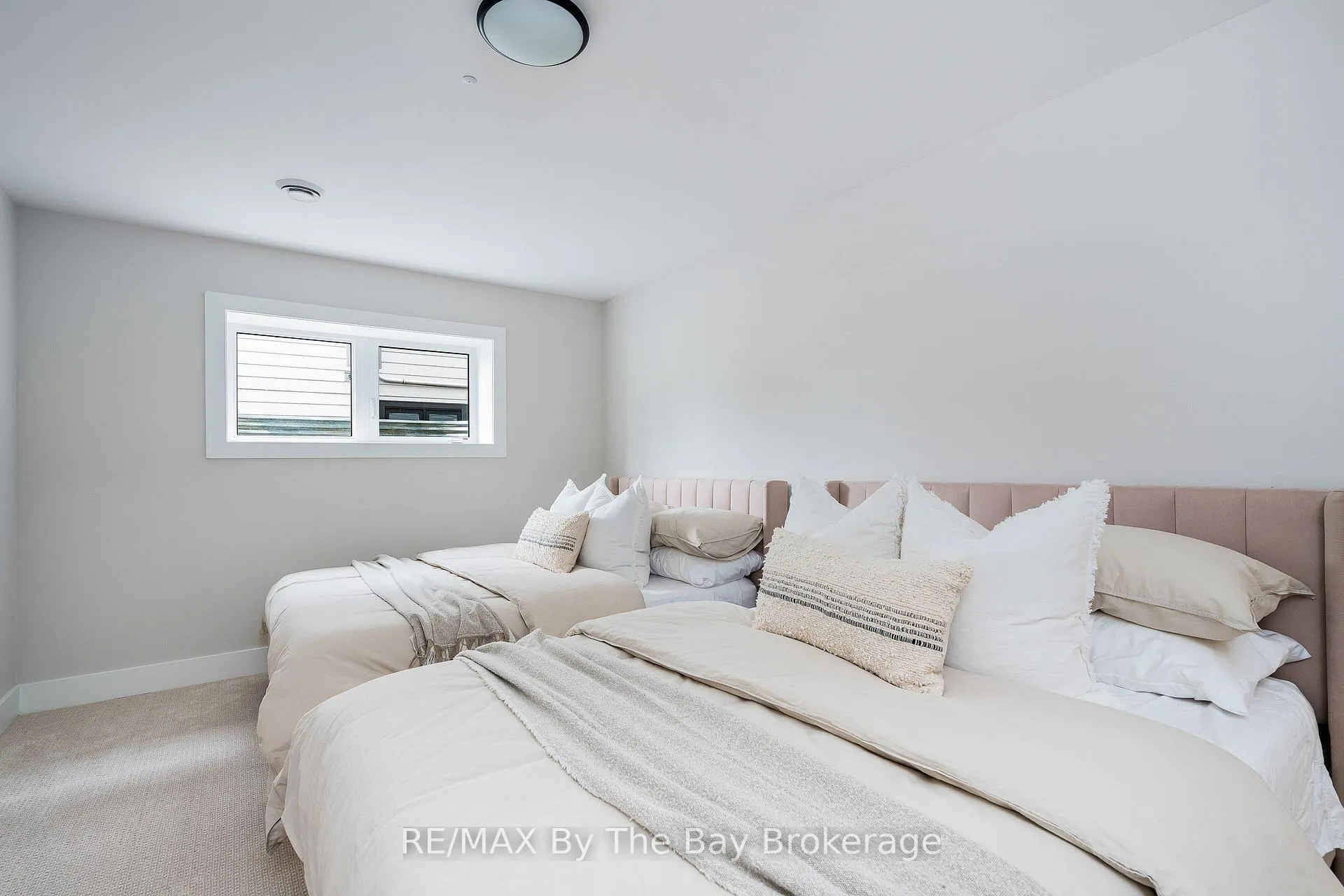 Photo 33 of 113 Black Willow Crescent, Blue Mountains — HOMEH