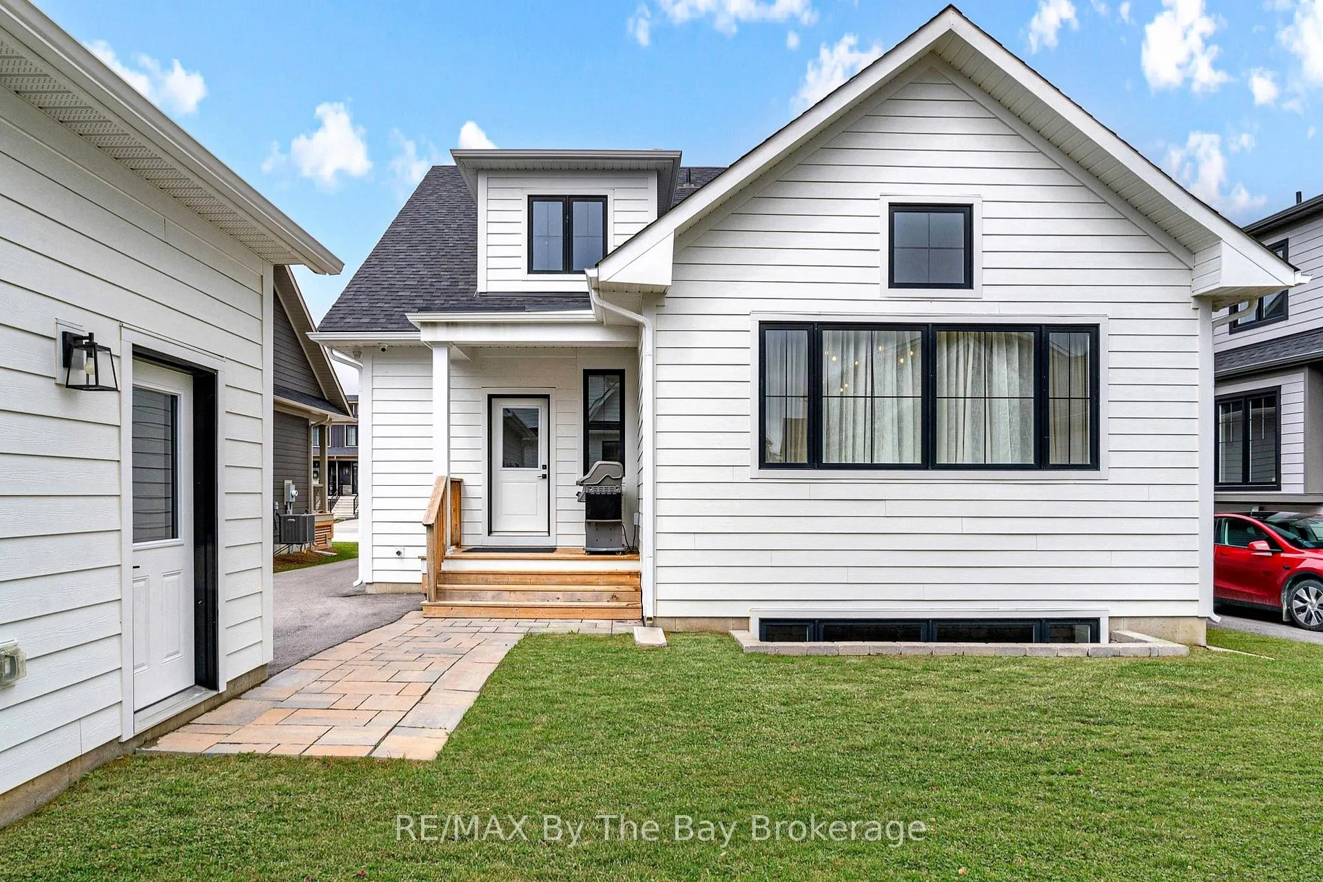 Photo 34 of 113 Black Willow Crescent, Blue Mountains — HOMEH
