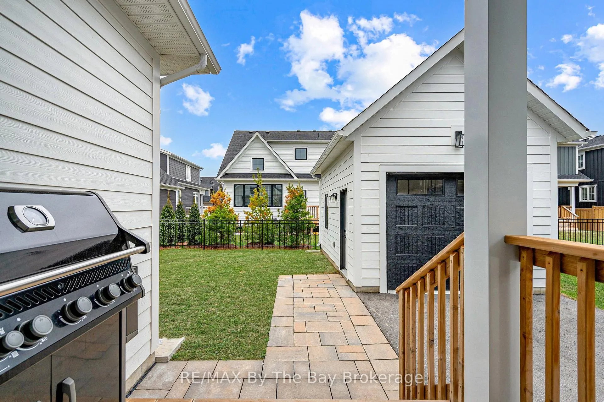 Photo 35 of 113 Black Willow Crescent, Blue Mountains — HOMEH