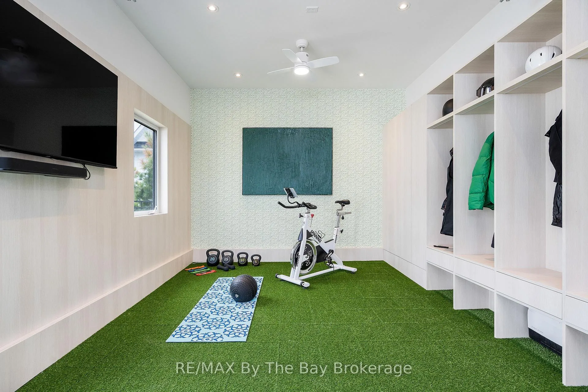 Photo 38 of 113 Black Willow Crescent, Blue Mountains — HOMEH