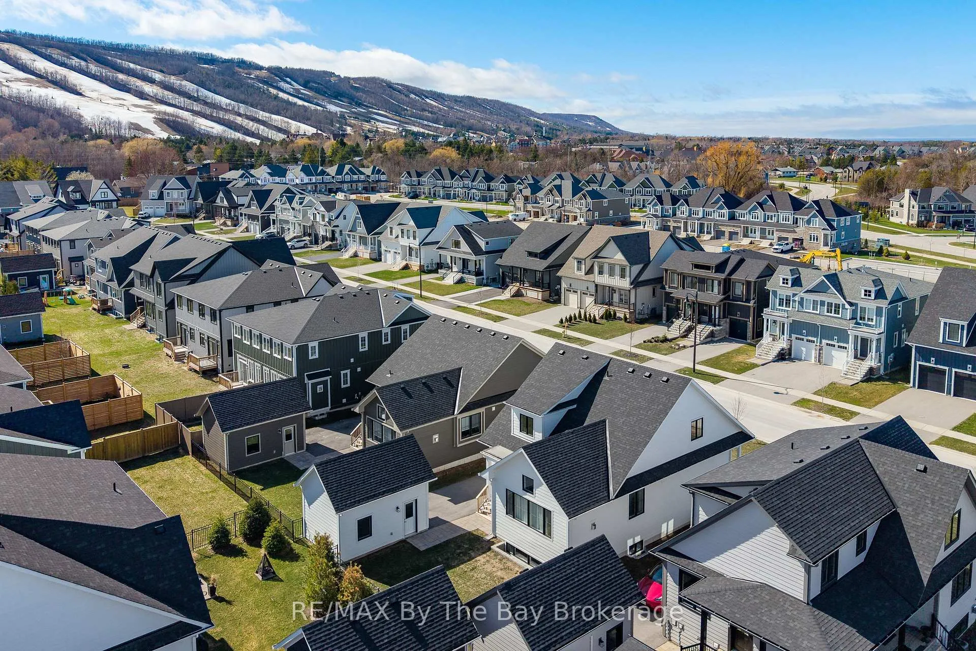 Photo 40 of 113 Black Willow Crescent, Blue Mountains — HOMEH
