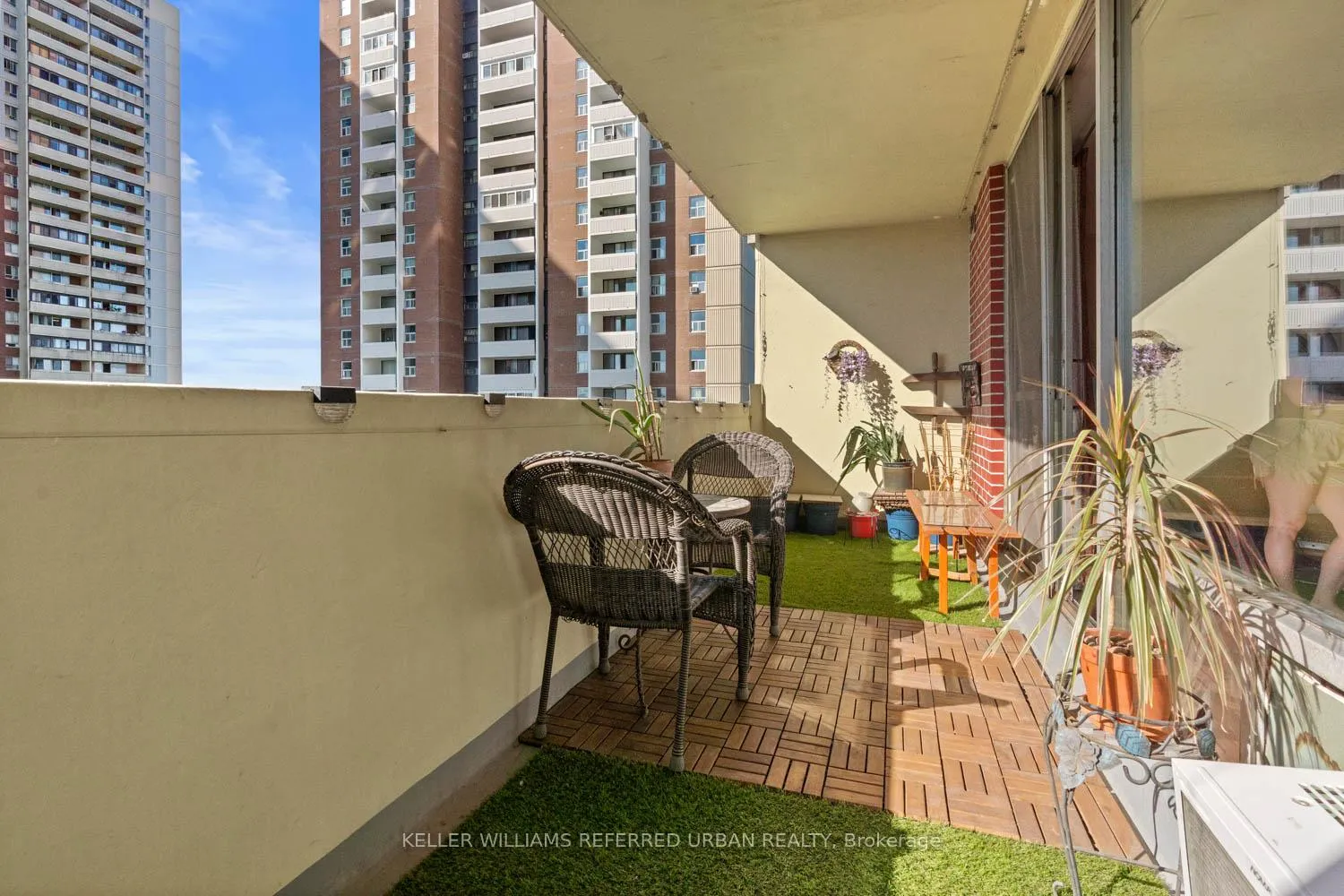 Photo 14 of Unit 903, 5 Massey Square, Toronto, Crescent Town — HOMEH