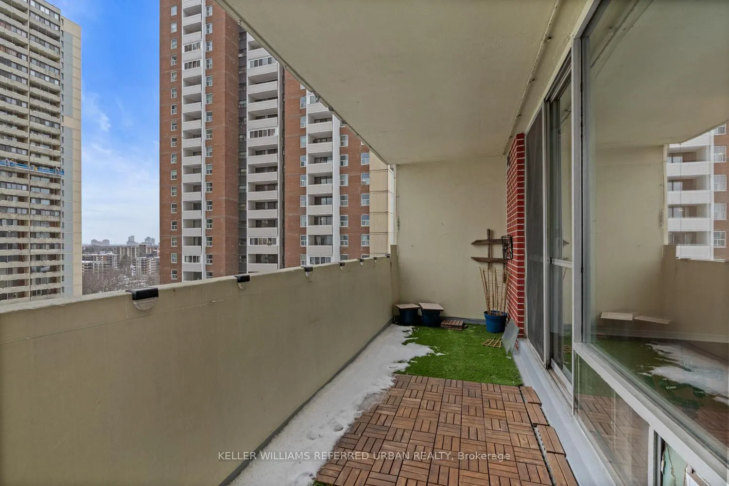 Photo 20 of Unit 903, 5 Massey Square, Toronto, Crescent Town — HOMEH
