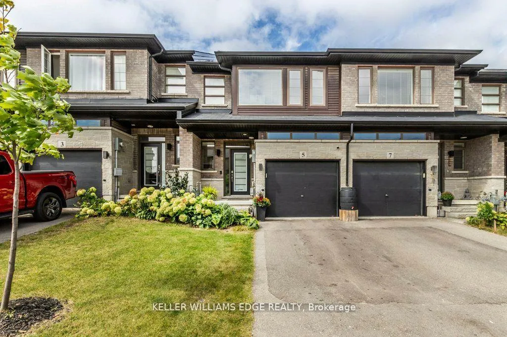 Photo 1 of 5 Greenwich Avenue, Hamilton, Stoney Creek — HOMEH