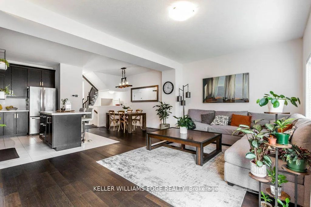Photo 10 of 5 Greenwich Avenue, Hamilton, Stoney Creek — HOMEH