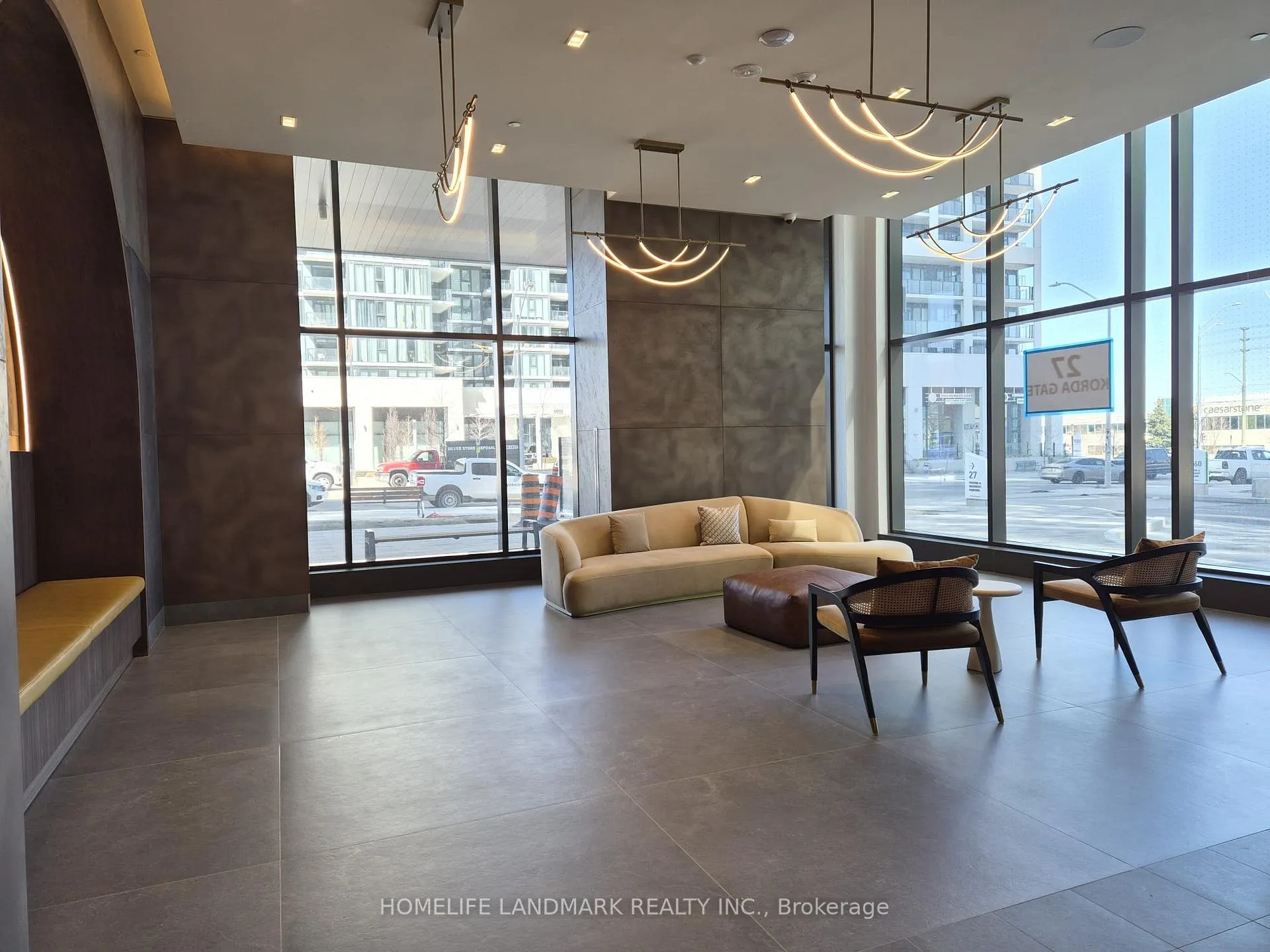 Photo 3 of Unit 1607, 27 Korda Gate, Vaughan, Vellore Village — HOMEH