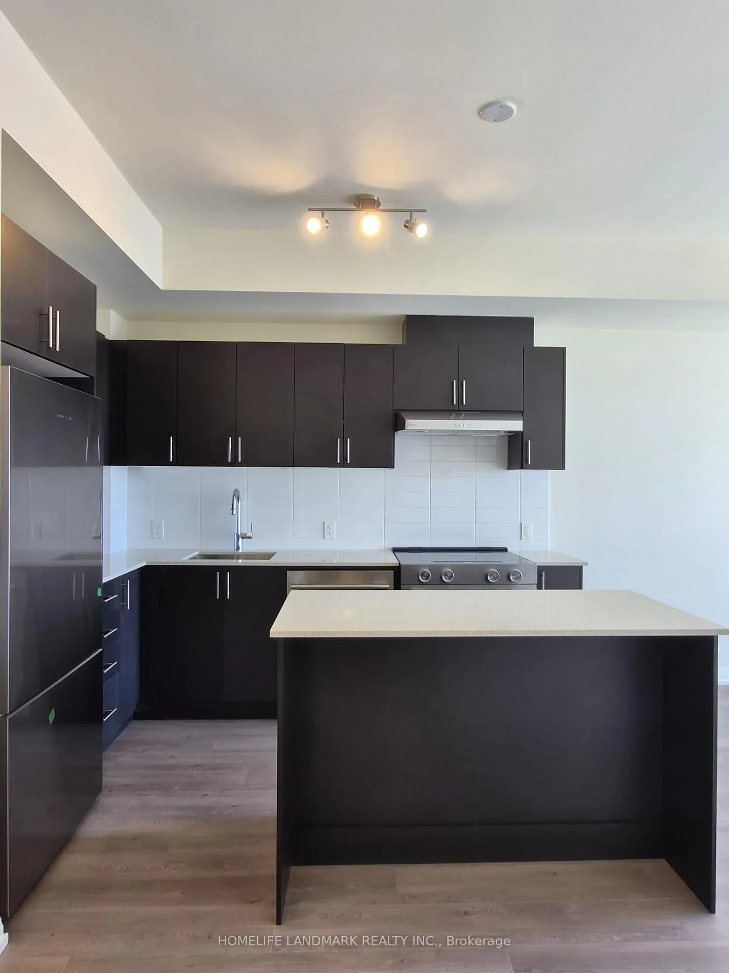Photo 11 of Unit 1607, 27 Korda Gate, Vaughan, Vellore Village — HOMEH