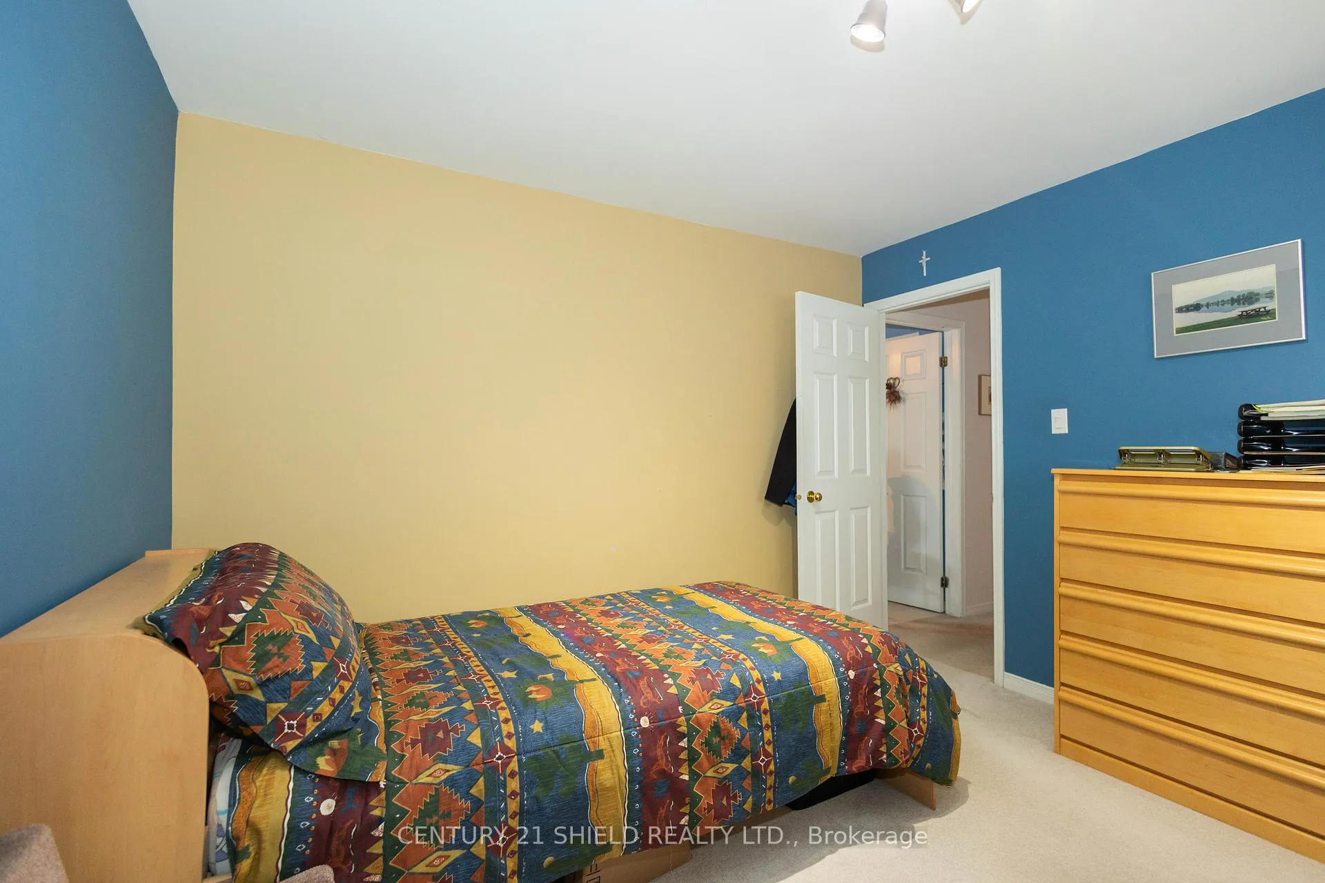 Photo 6 of 1613 Walton Street, Cornwall — HOMEH