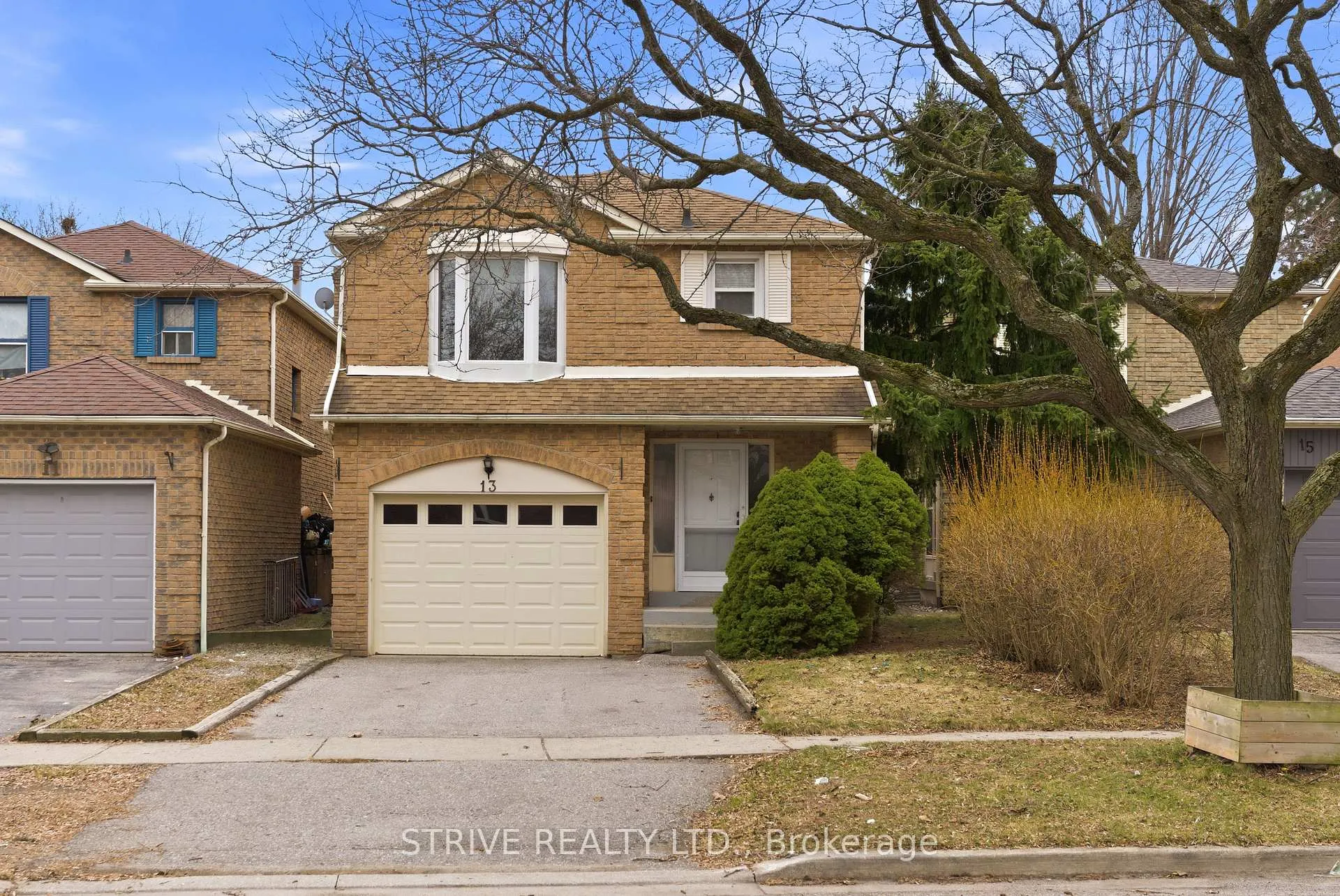 Photo 1 of 13 Brocklesby Crescent, Ajax, Central West — HOMEH