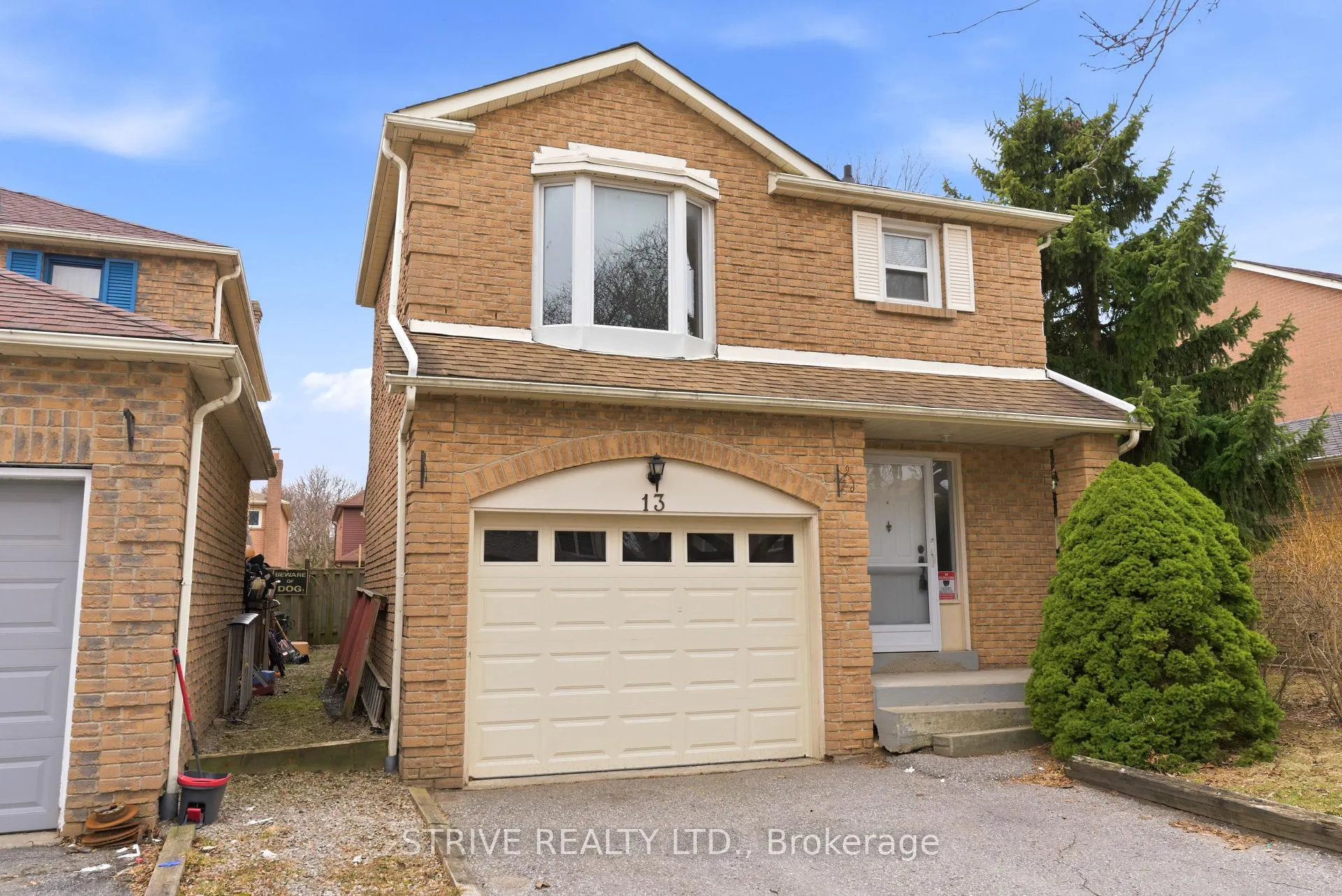 Photo 2 of 13 Brocklesby Crescent, Ajax, Central West — HOMEH