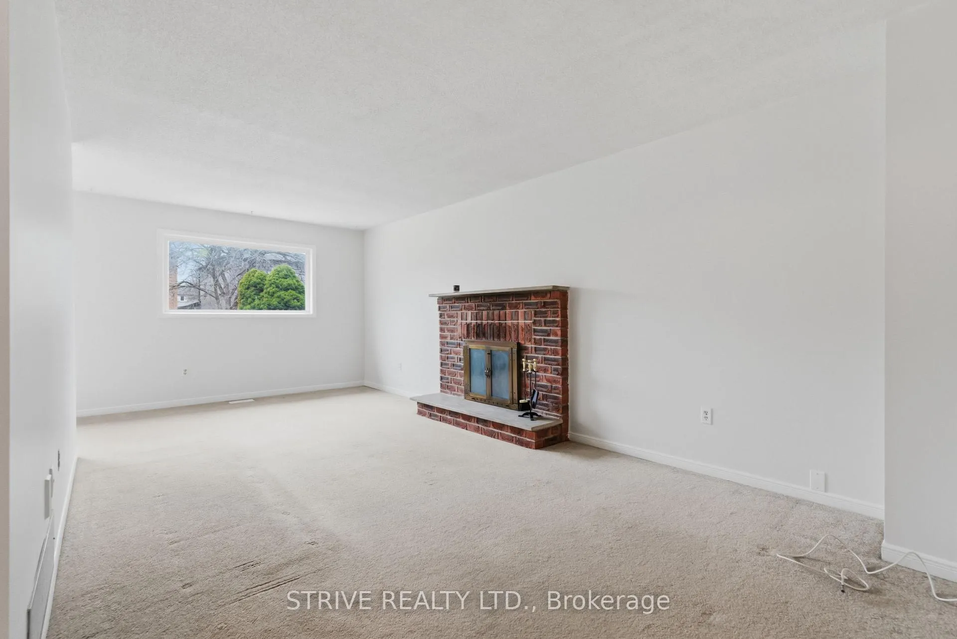 Photo 7 of 13 Brocklesby Crescent, Ajax, Central West — HOMEH