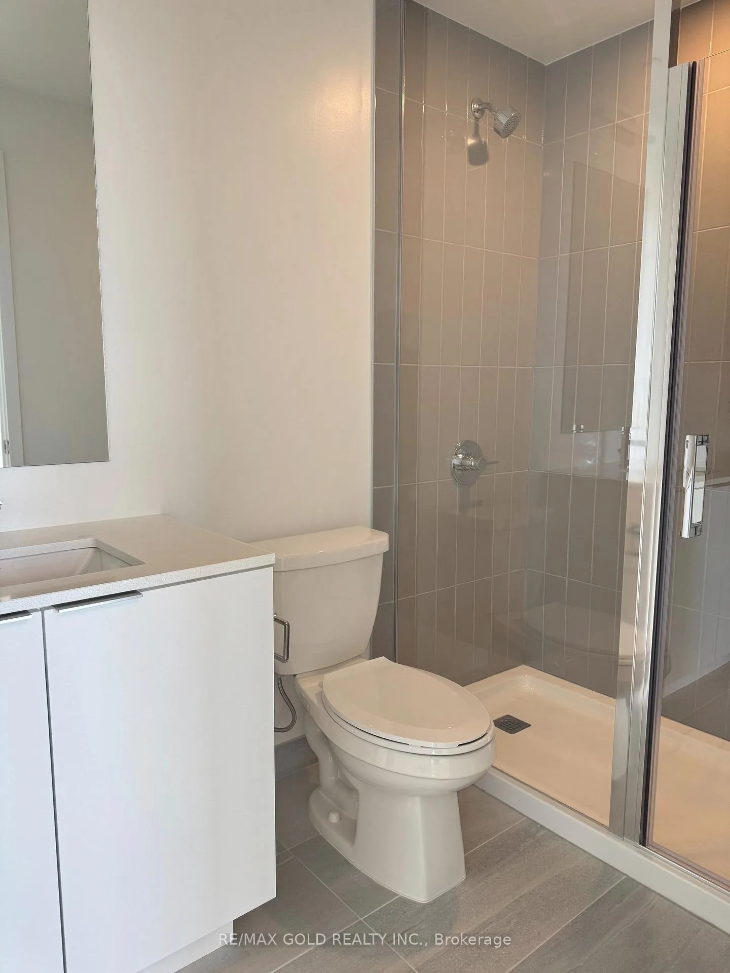 Photo 16 of 15 Skyridge Drive, Brampton, Bram East — HOMEH