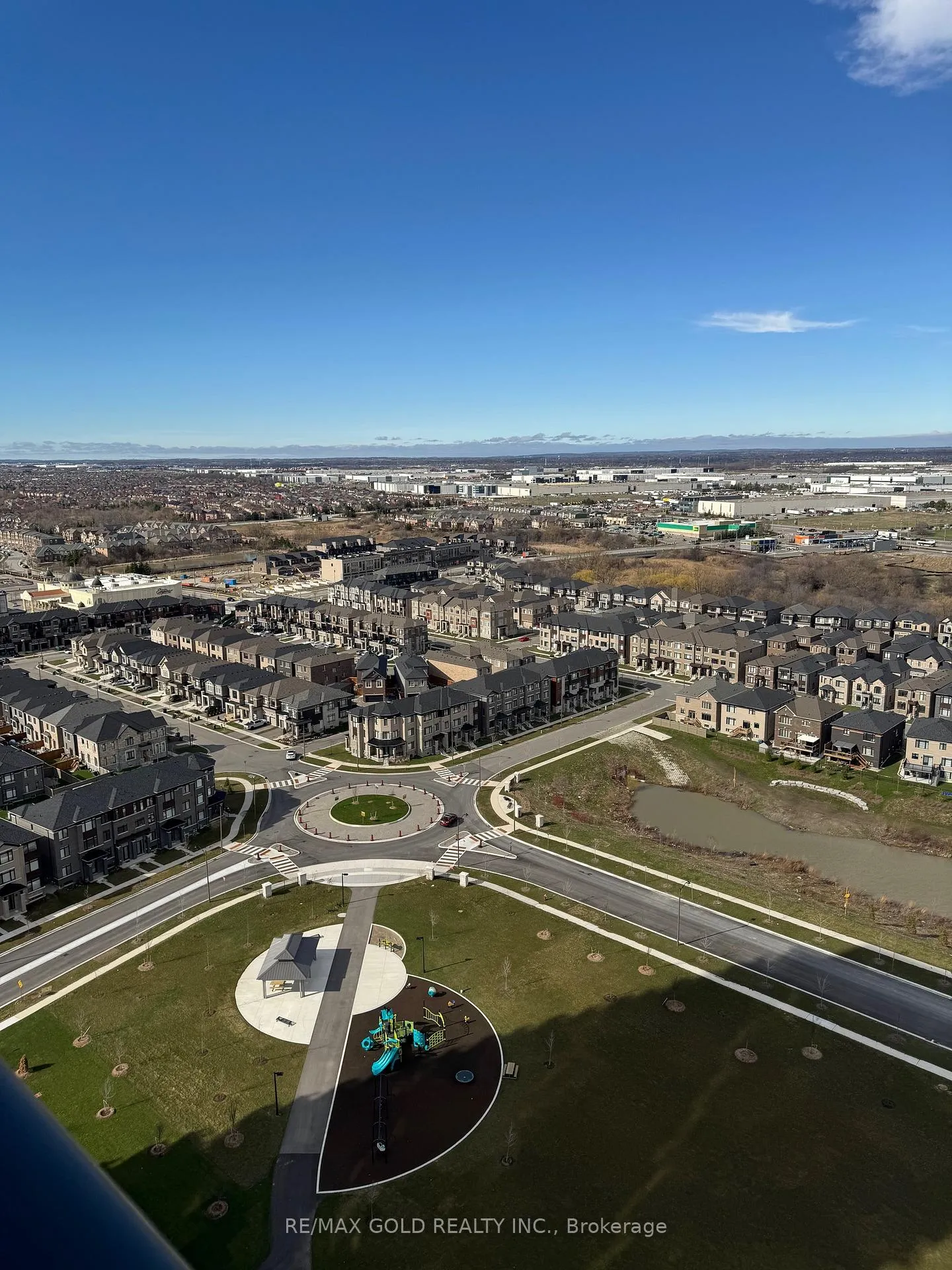 Photo 19 of 15 Skyridge Drive, Brampton, Bram East — HOMEH