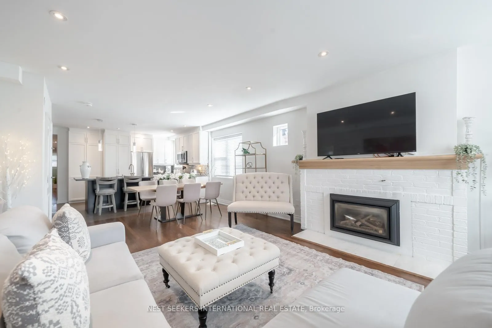 Photo 10 of Unit 3, 963 Avenue Road, Toronto, Yonge-Eglinton — HOMEH