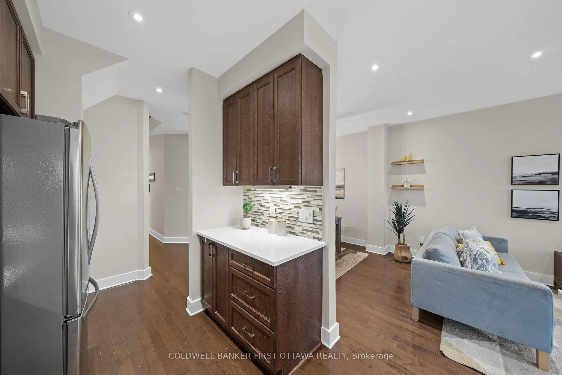 Photo 12 of 278 Fergus Crescent, Ottawa, Barrhaven - Cedargrove/Fraserdale — HOMEH