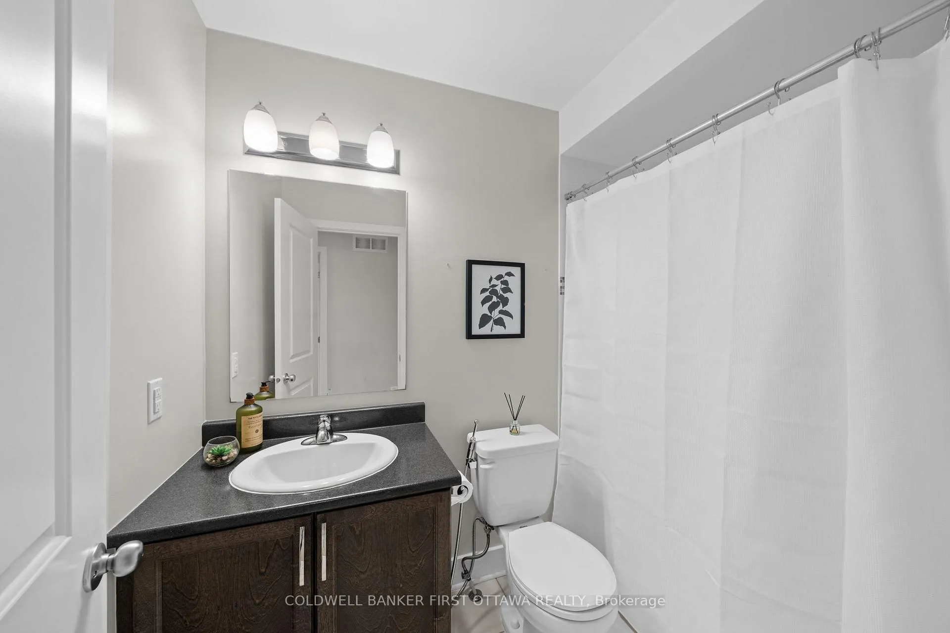 Photo 23 of 278 Fergus Crescent, Ottawa, Barrhaven - Cedargrove/Fraserdale — HOMEH