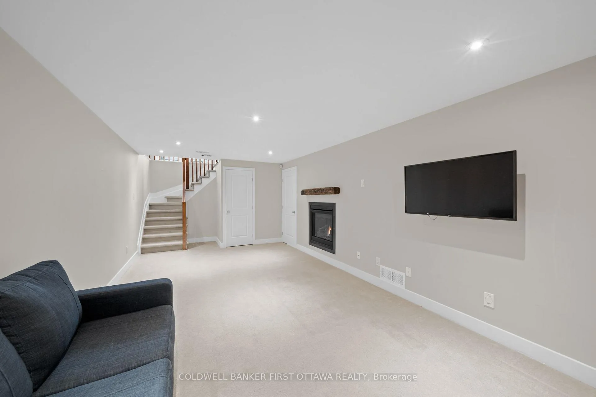 Photo 25 of 278 Fergus Crescent, Ottawa, Barrhaven - Cedargrove/Fraserdale — HOMEH