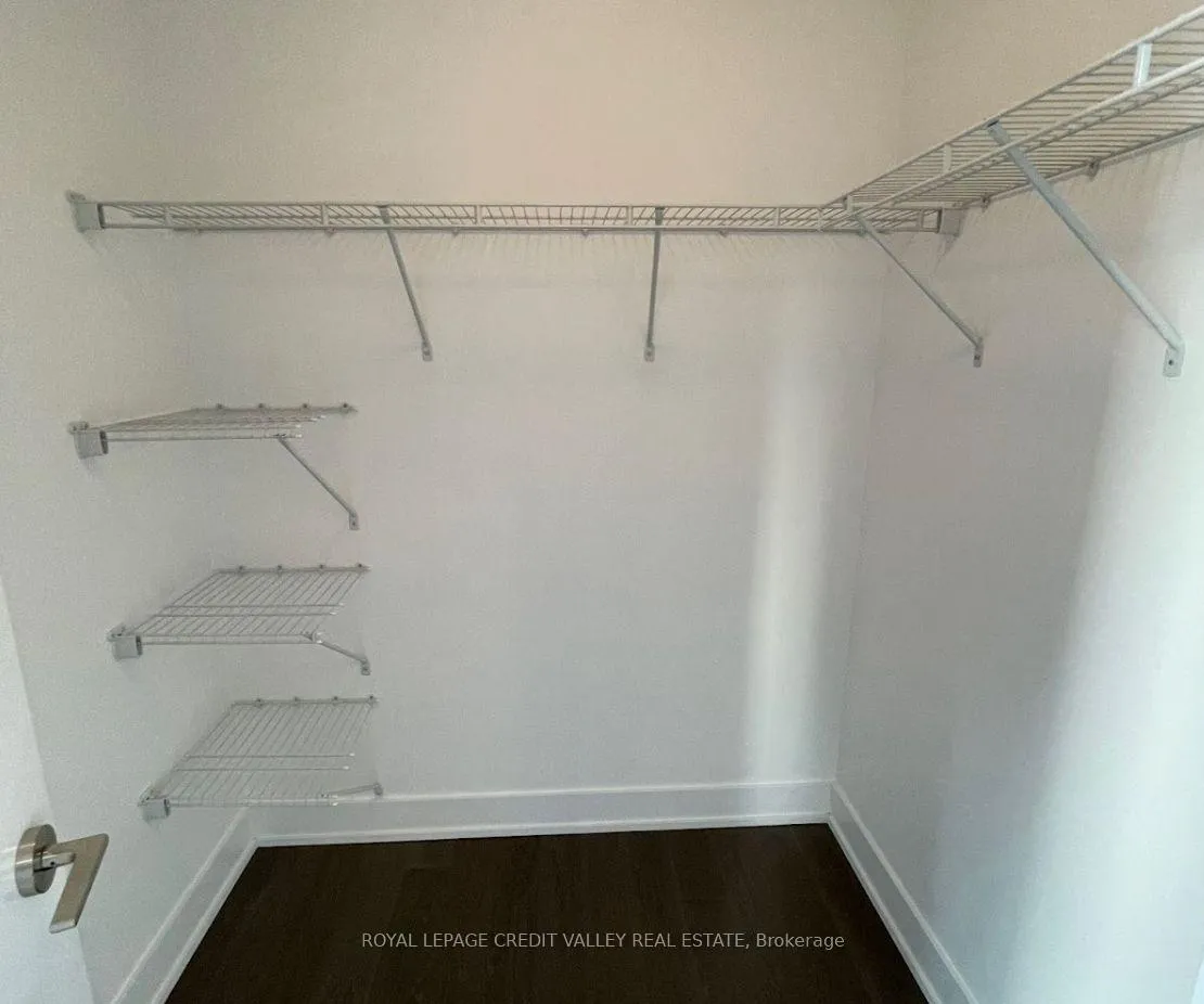 Photo 13 of Unit 1113, 30 Shore Breeze Drive, Etobicoke, Mimico — HOMEH