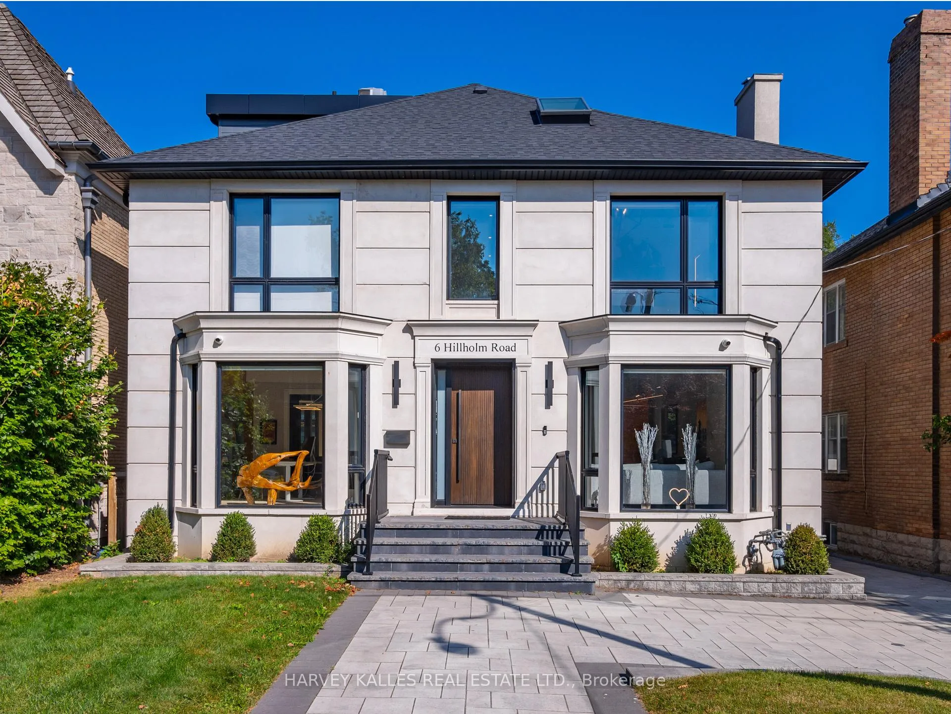Front of 6 Hillholm Road
